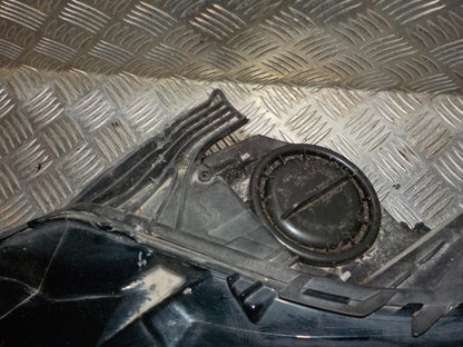 Opel Astra K Forlygte Med OEM Nr. 39158005 Fra Opel Ophugger