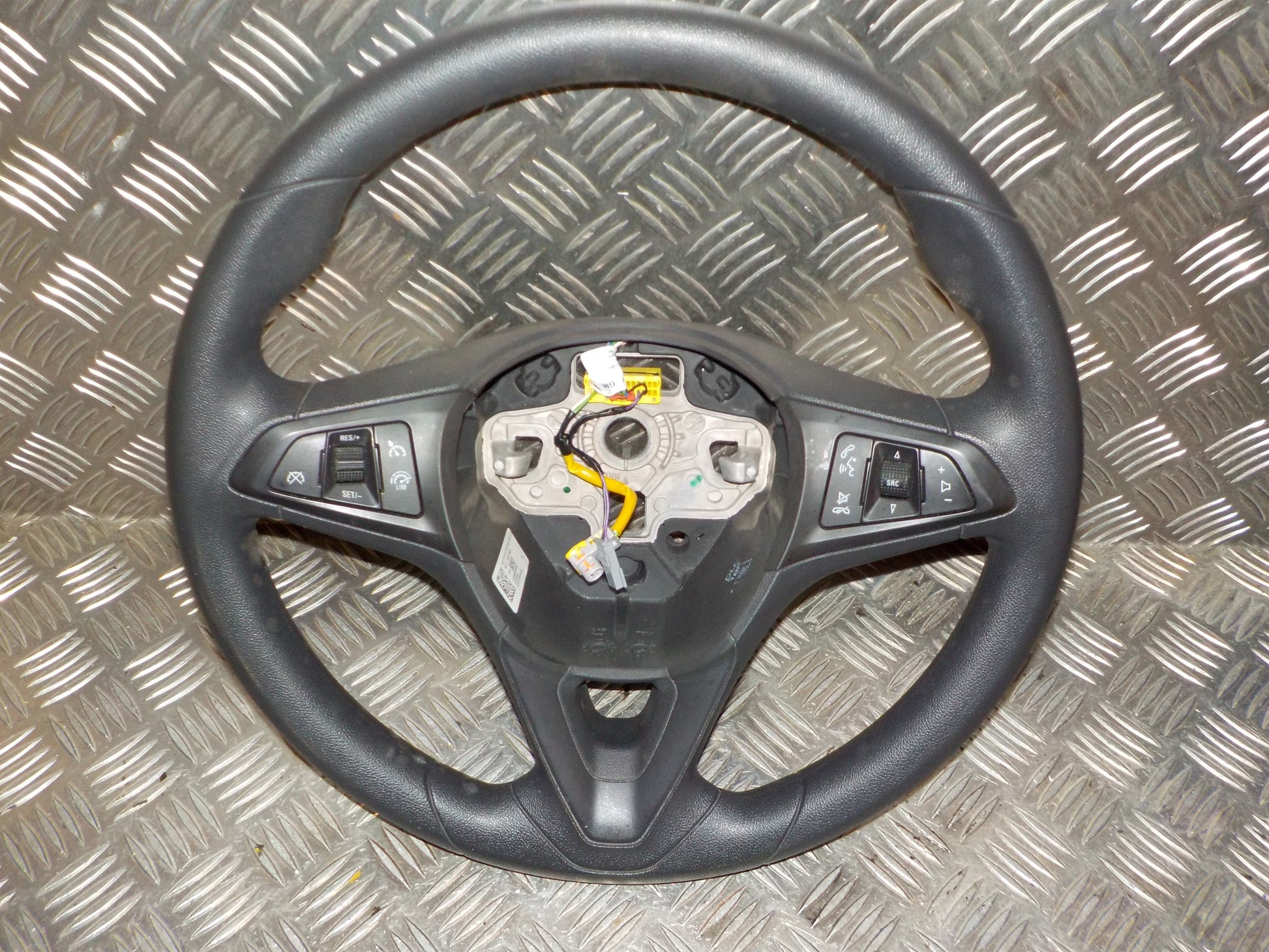 Opel Astra K Rat Med OEM Nr. 39108893 Fra Opel Ophugger