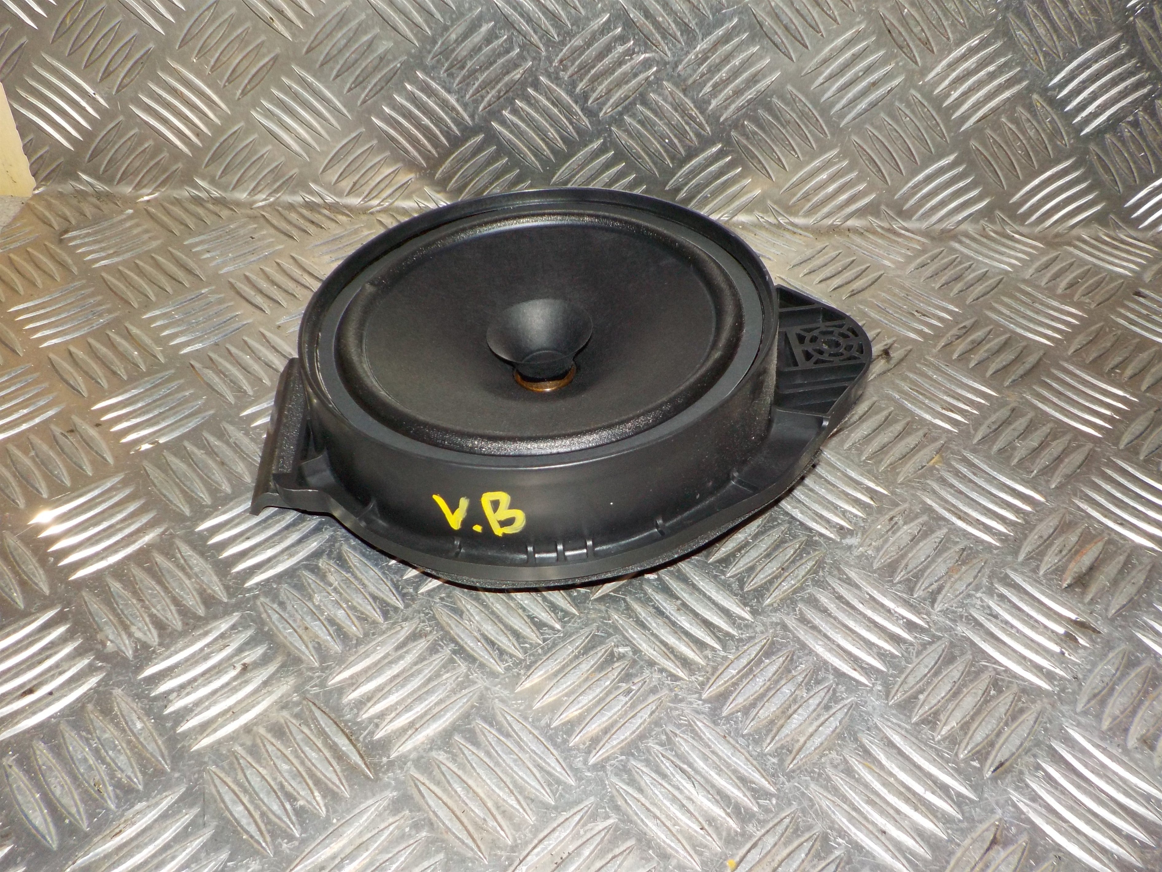 Opel Astra K Højttaler Med OEM Nr. 39146485 Fra Opel Ophugger