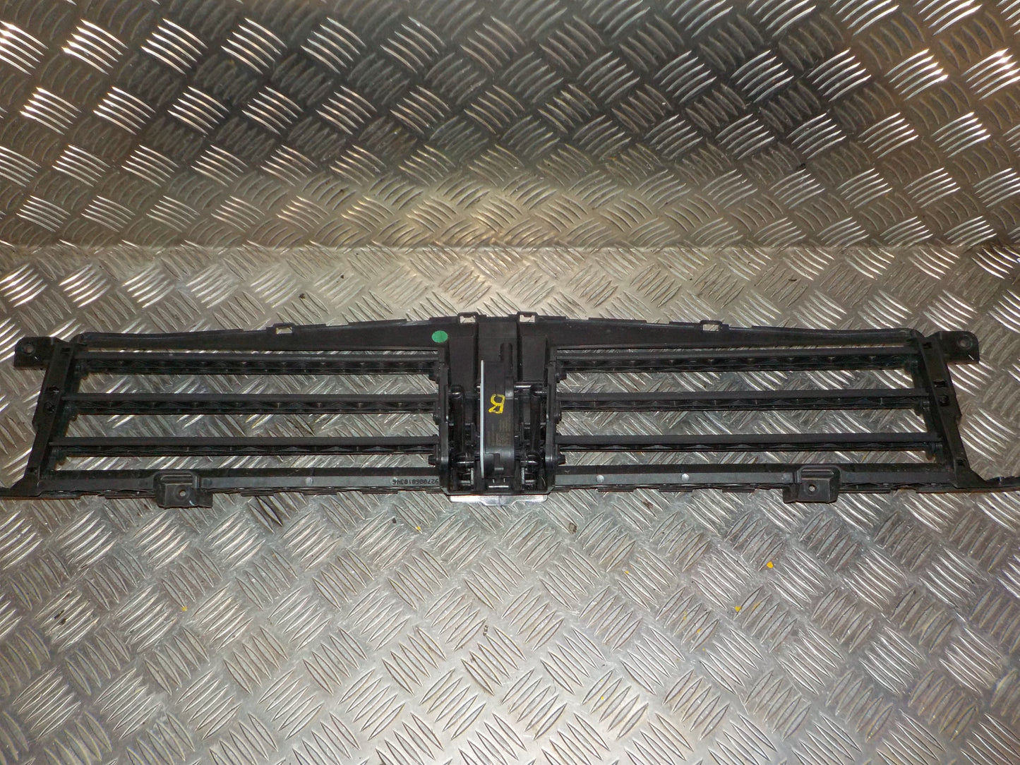 Opel Astra K Luftindtag For Med OEM Nr. 39130452 Fra Opel Ophugger