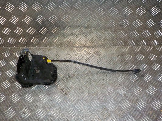 Opel Astra K Dørlås Med OEM Nr. 13598364 Fra Opel Ophugger