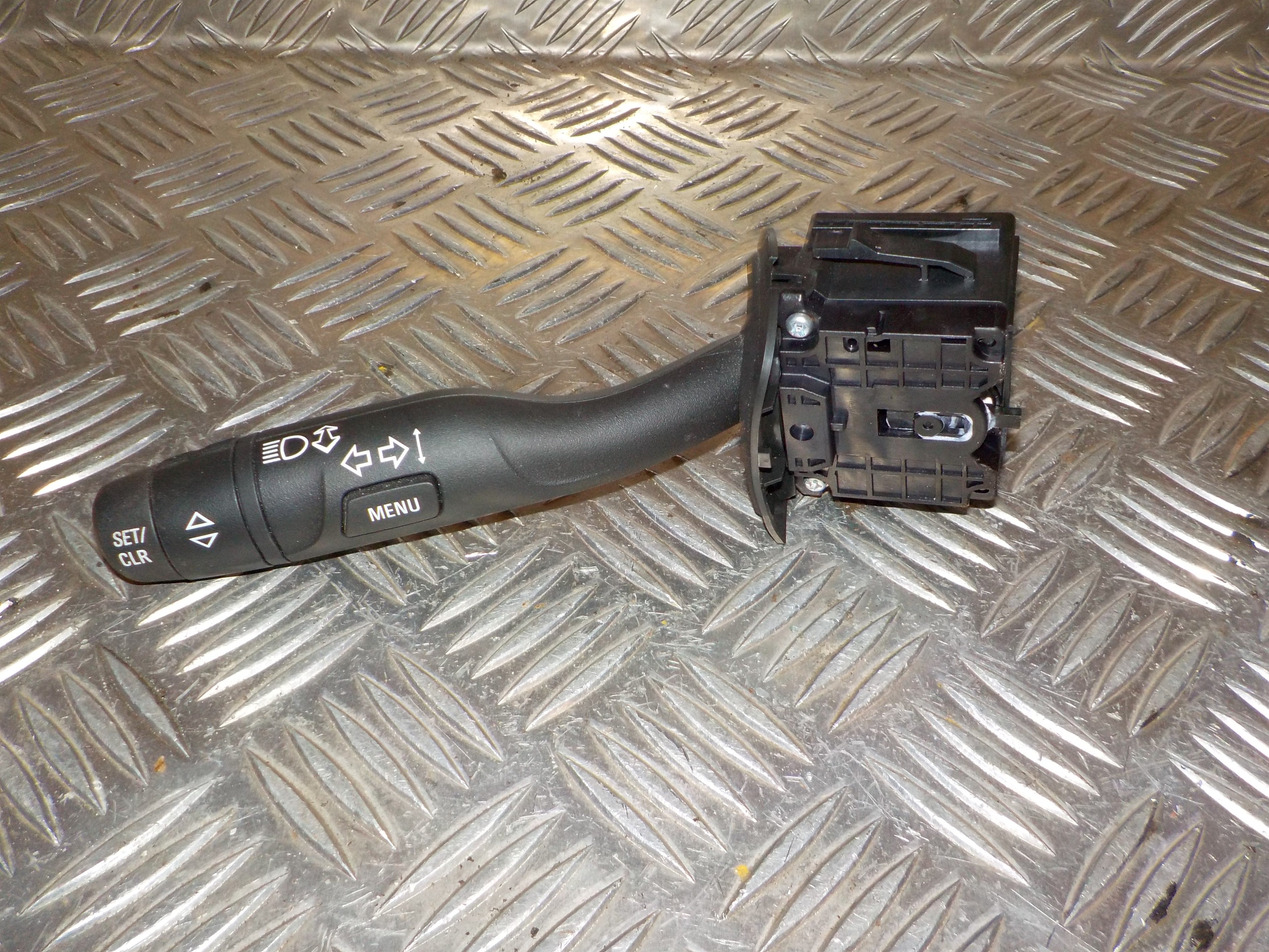 Opel Astra K Kontakt Blink Med OEM Nr. 39149294 Fra Opel Ophugger