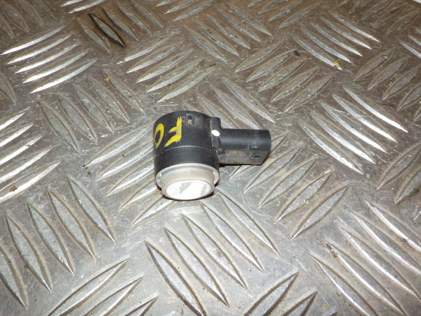 Opel Astra K  Pdc Sensor/Baksensor Med OEM Nr. 13260706 Fra Opel Ophugger