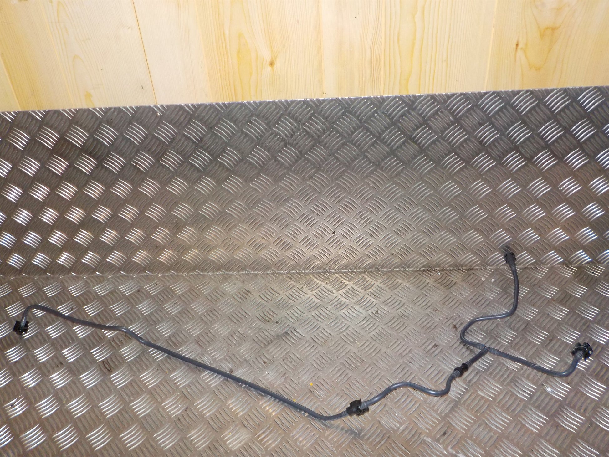 Opel Astra K Vacuum Ventil Med OEM Nr. 39217483 Fra Opel Ophugger