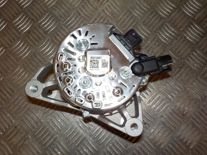 Ford Fiesta 6 Generator Med OEM Nr. Y40118300 Fra Ford Ophugger