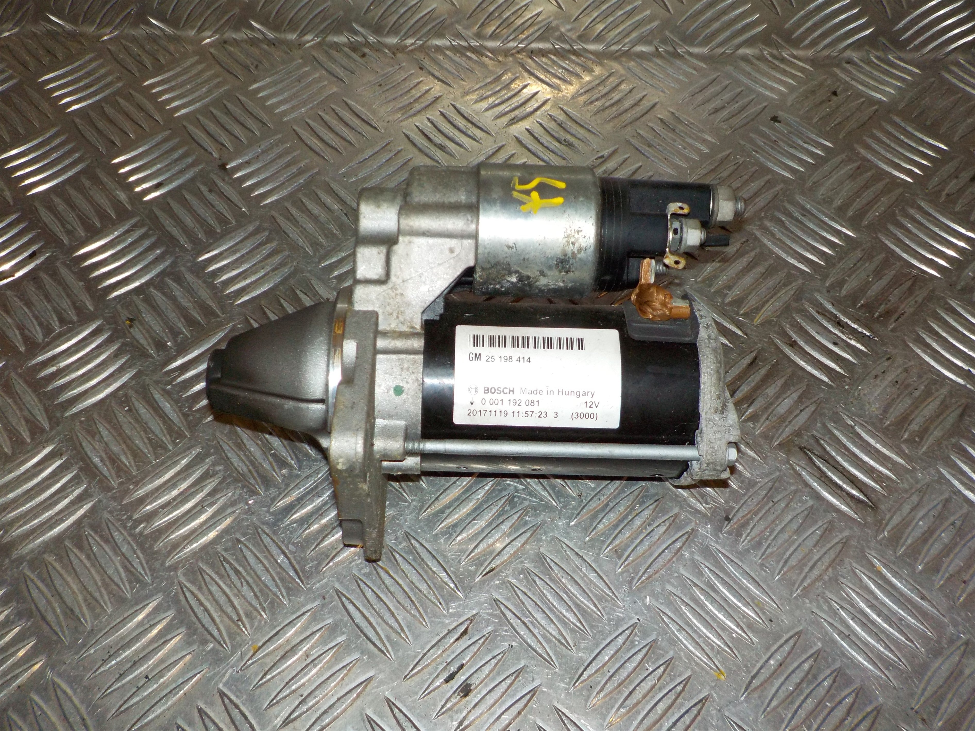 Opel Corsa E Starter Med OEM Nr. 0001192081 Fra Opel Ophugger