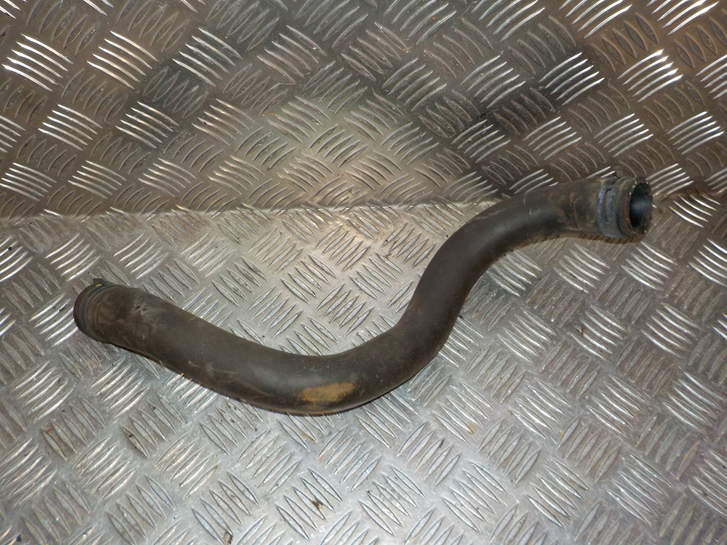 Opel Corsa E Køler Slanger Med OEM Nr. 13402308 Fra Opel Ophugger