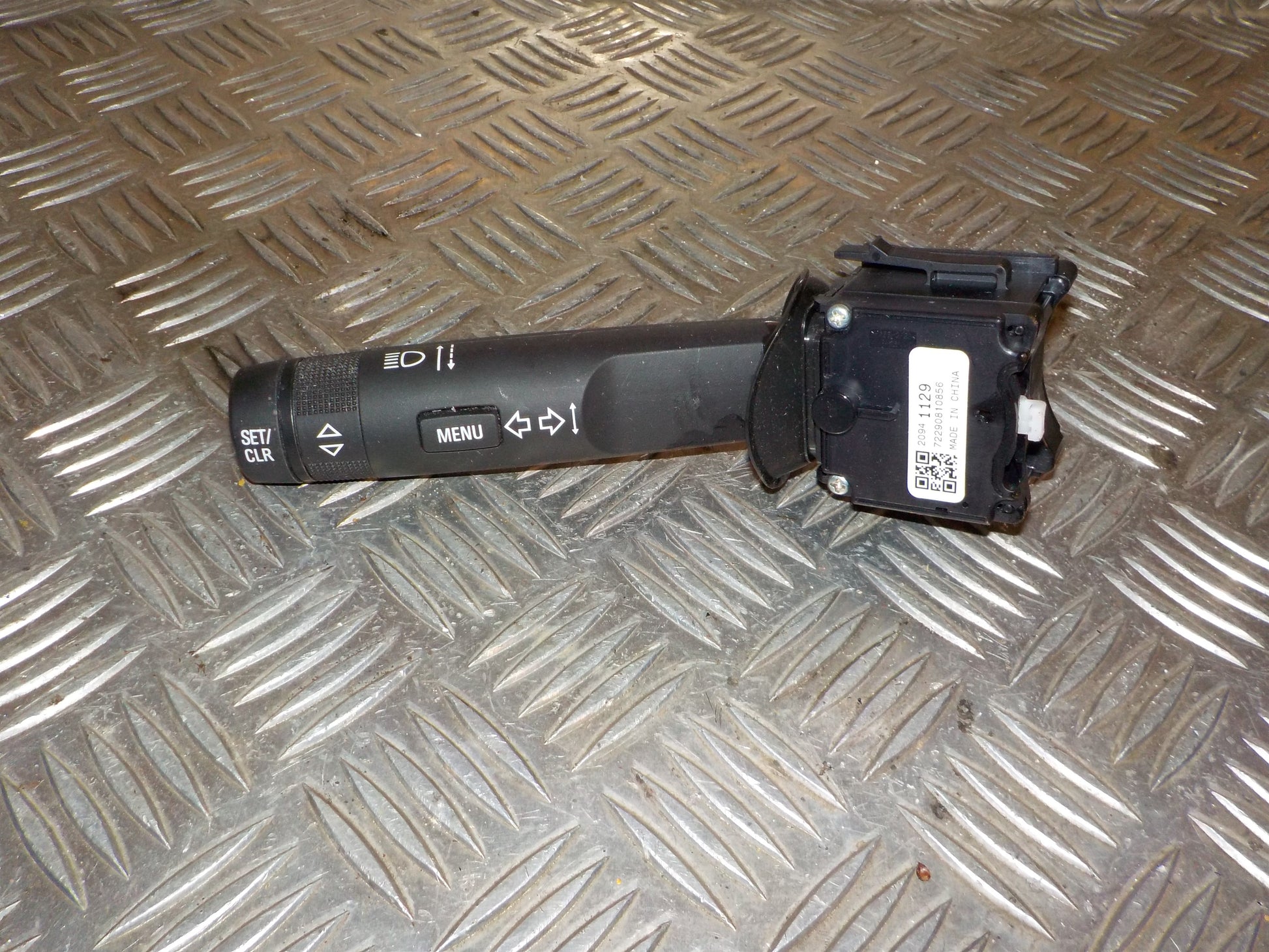 Opel Corsa E Kontakt Blink Med OEM Nr. 20941129 Fra Opel Ophugger