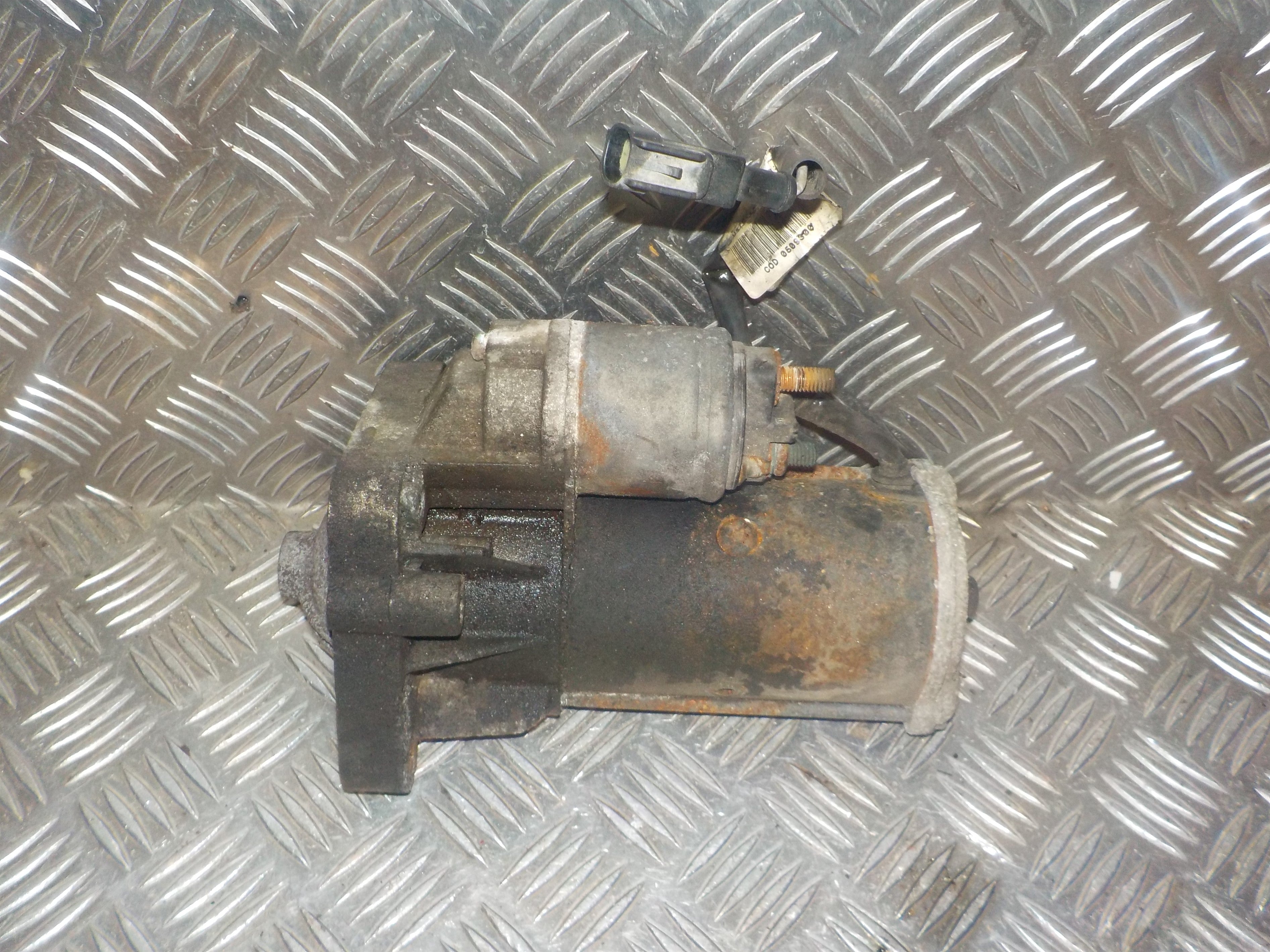 Opel Movano Starter Med OEM Nr. 93859444 Fra Opel Ophugger