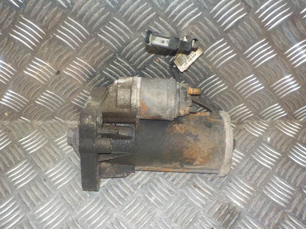 Opel Movano Starter Med OEM Nr. 91167635 Fra Opel Ophugger