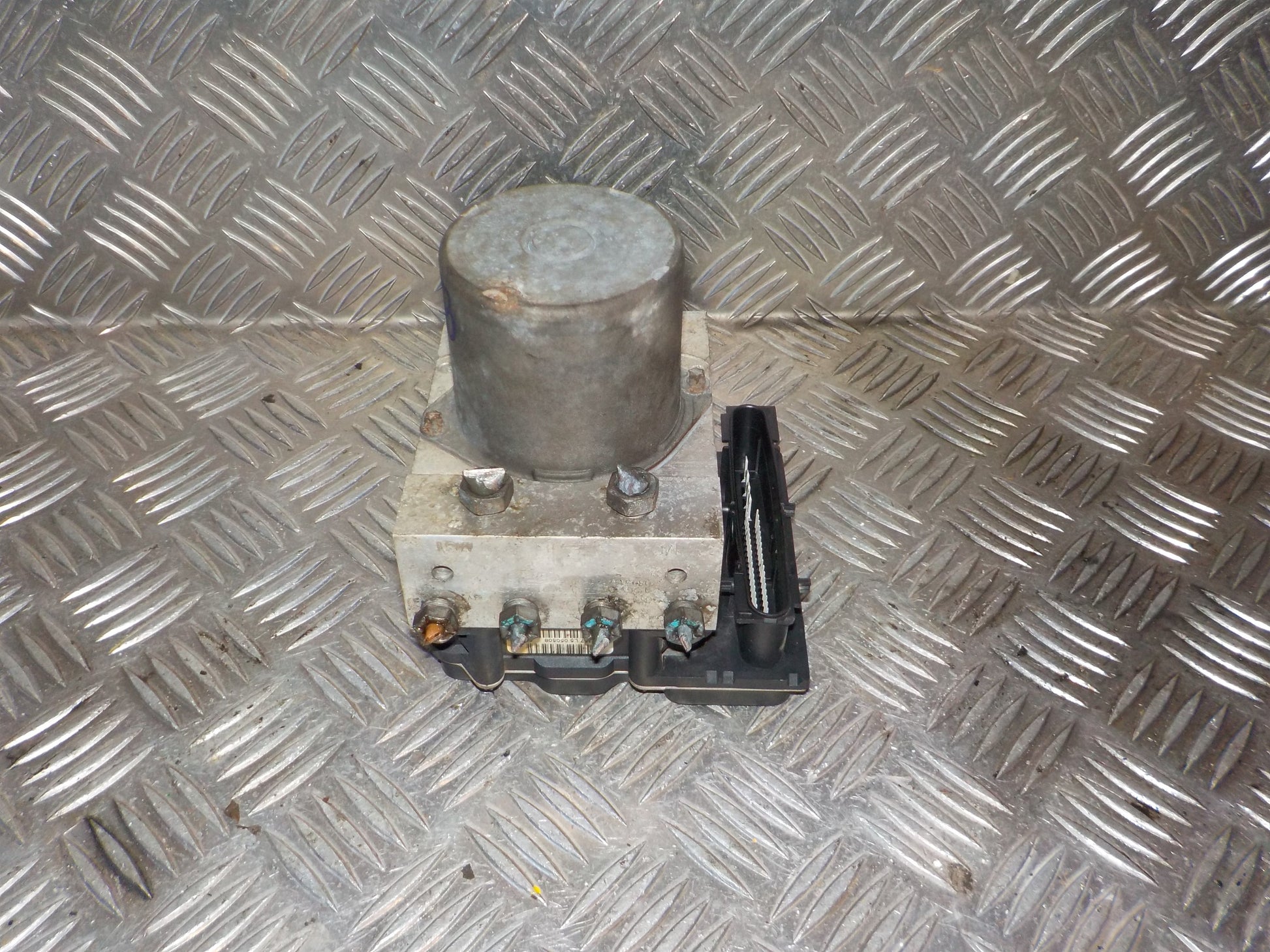 Ford Transit Forhj ABS Pumpe Med OEM Nr. 1479582 Fra Ford Ophugger