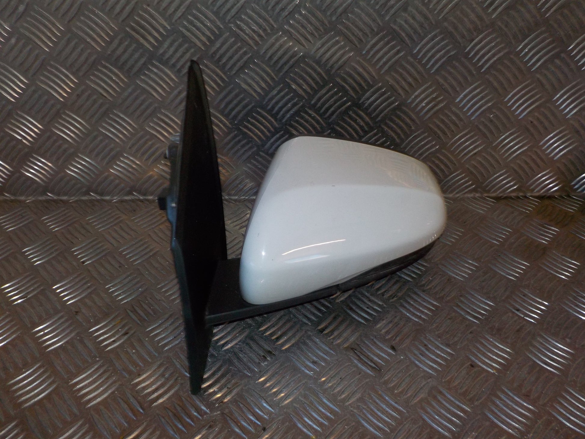 Opel Karl Sidespejl Med OEM Nr. 95410527 Fra Opel Ophugger