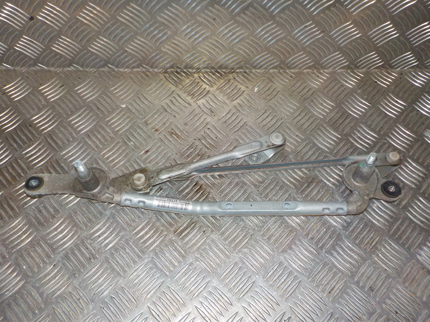 Opel Karl Viskertræk Med OEM Nr. 95143173 Fra Opel Ophugger