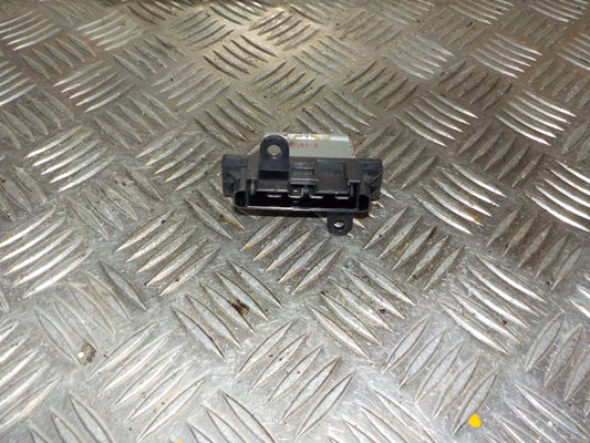 Opel Karl Varmemodstand Med OEM Nr. 95369798 Fra Opel Ophugger