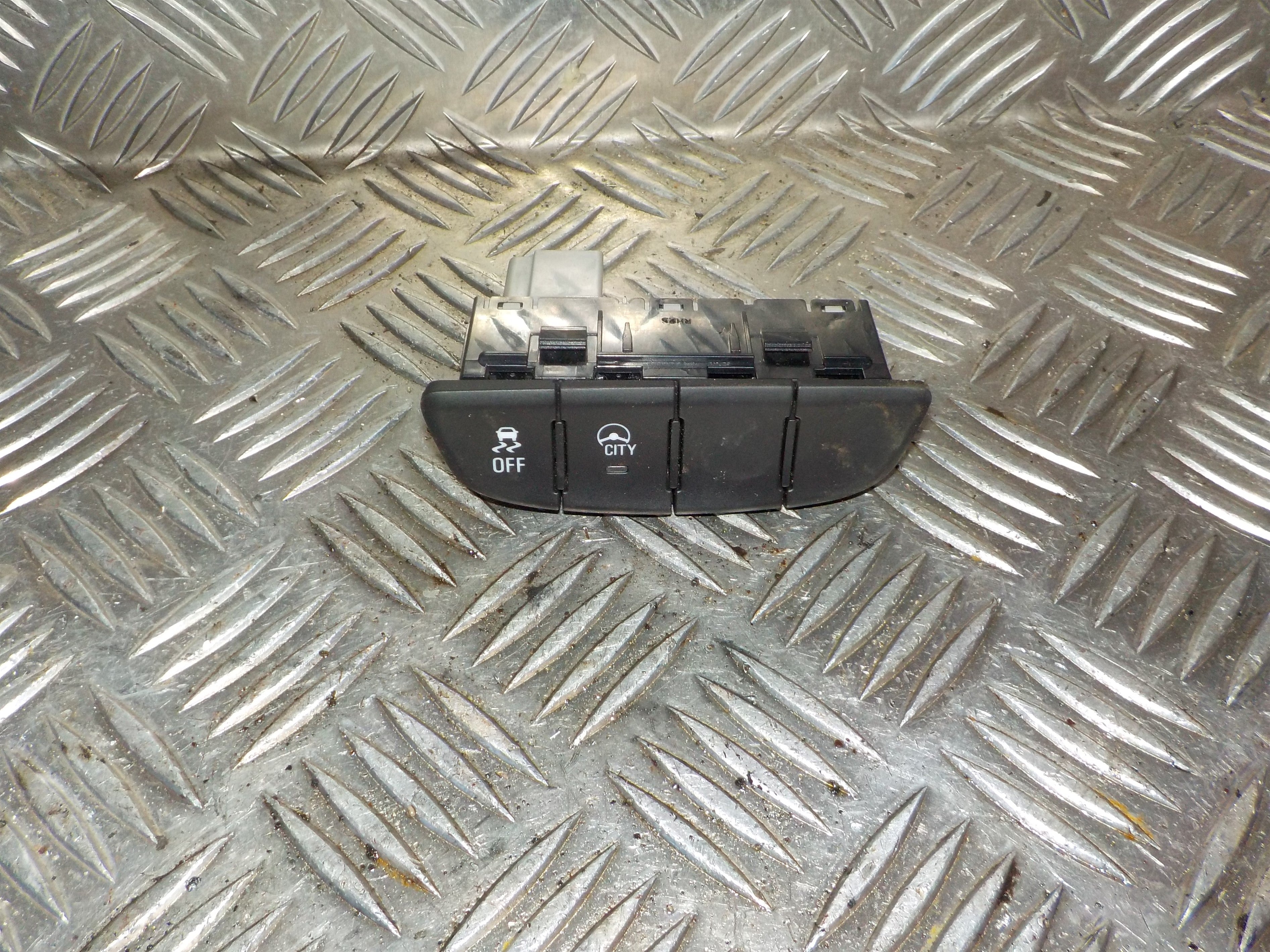 Opel Karl Kontakt Diverse Med OEM Nr. 95375475 Fra Opel Ophugger