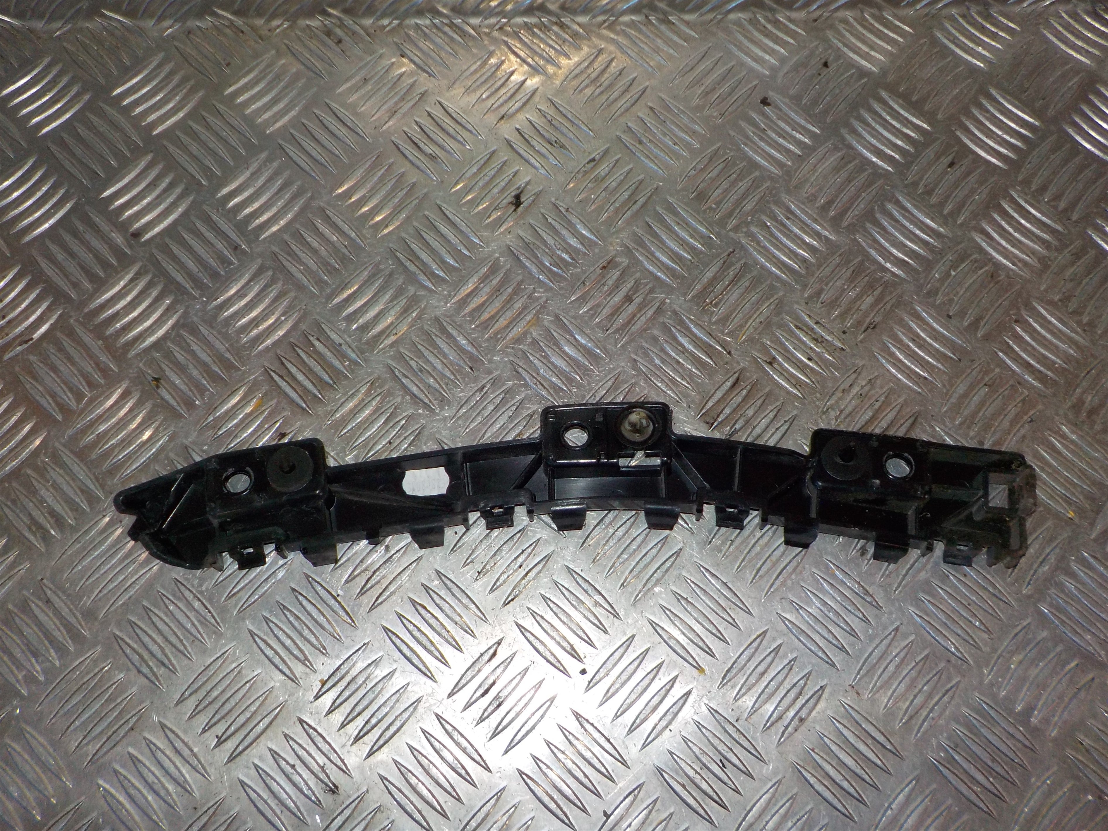 Ford S-Max 2 Bagkofanger Rå Med OEM Nr. 2107484 Fra Ford Ophugger