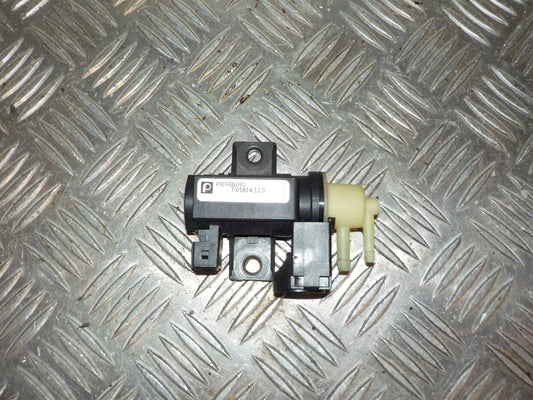 Renault Megane 3 Turbo Ladetrykreg Med OEM Nr. 701814120 Fra Renault Ophugger