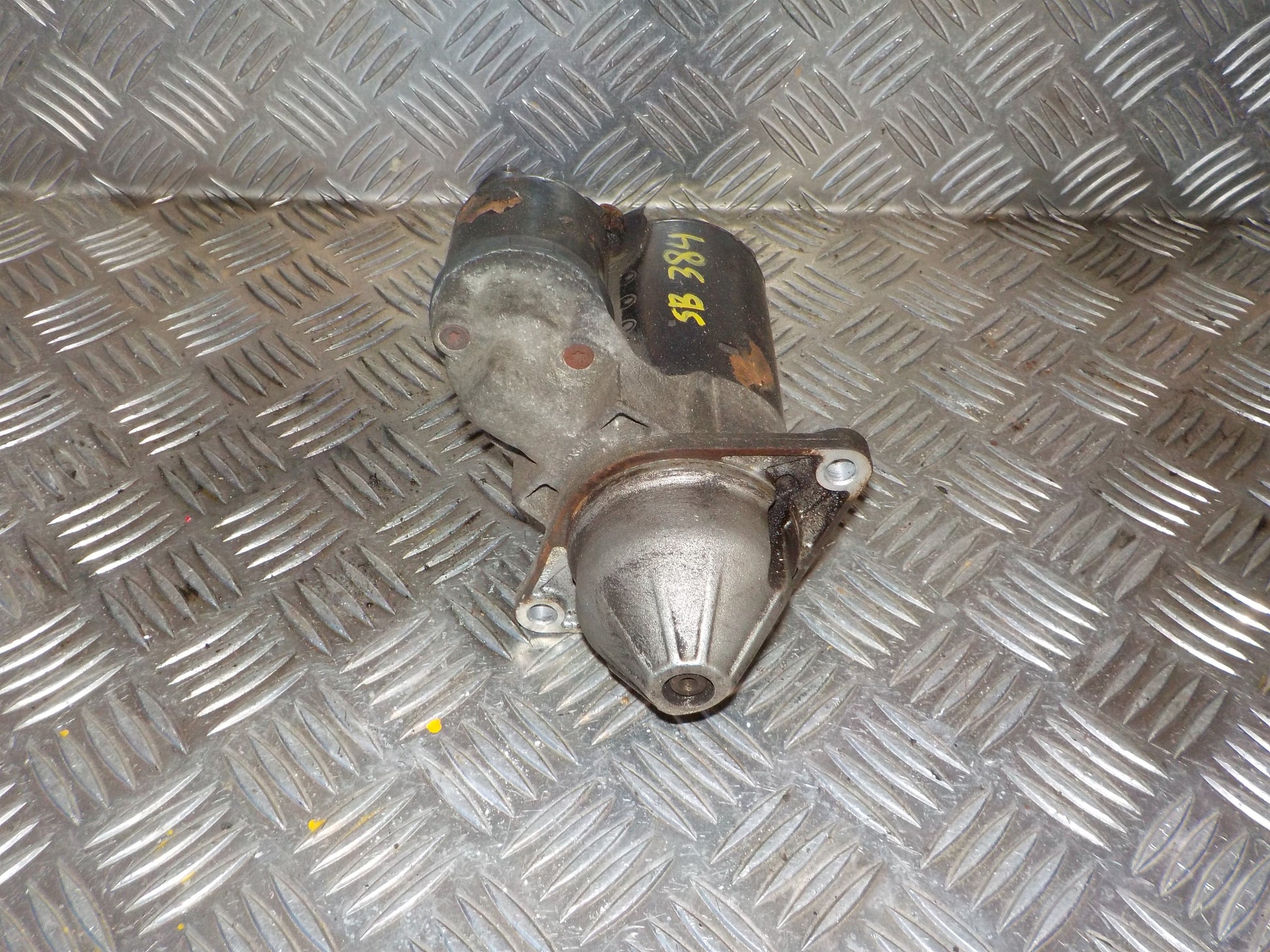 Opel Corsa C Starter Med OEM Nr. 0001107401 Fra Opel Ophugger