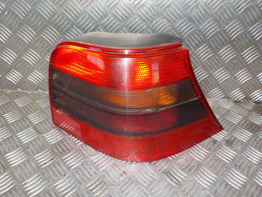 VW Golf 4 1J Baglygte Med OEM Nr. 1J6945096T Fra VW Ophugger