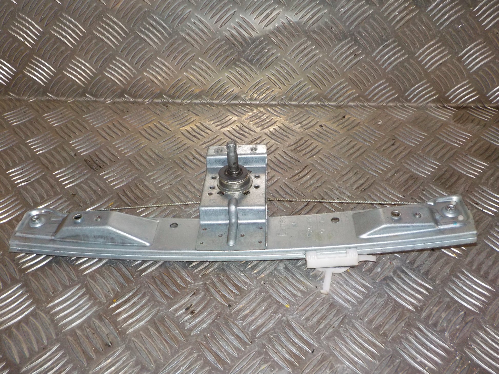 Opel Corsa D Rudemotor - Rudehejs Med OEM Nr. Ophugger Fra Opel Ophugger