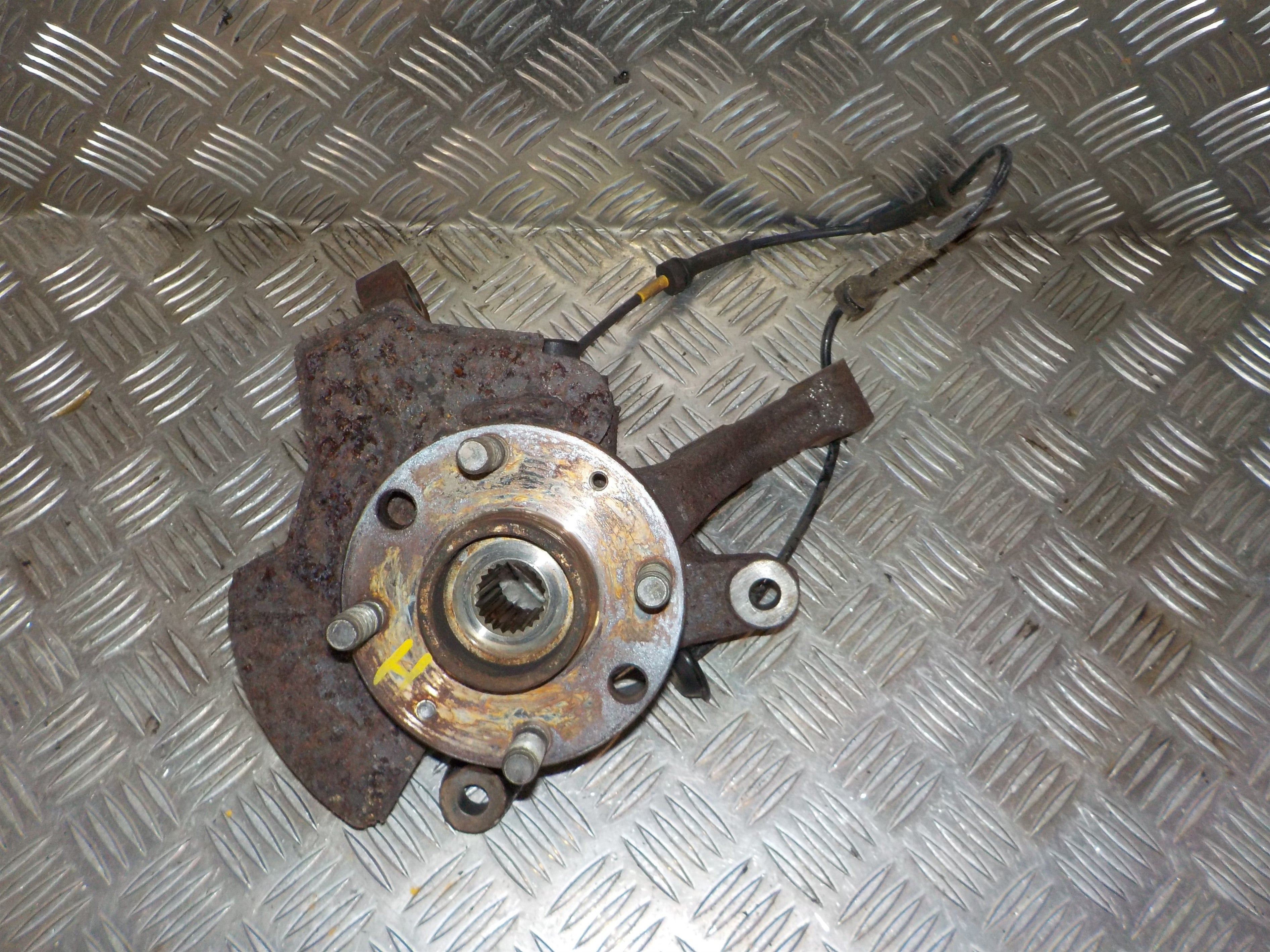 Chevrolet Aveo Spindel For H Med OEM Nr. Ophugger Fra Chevrolet Ophugger