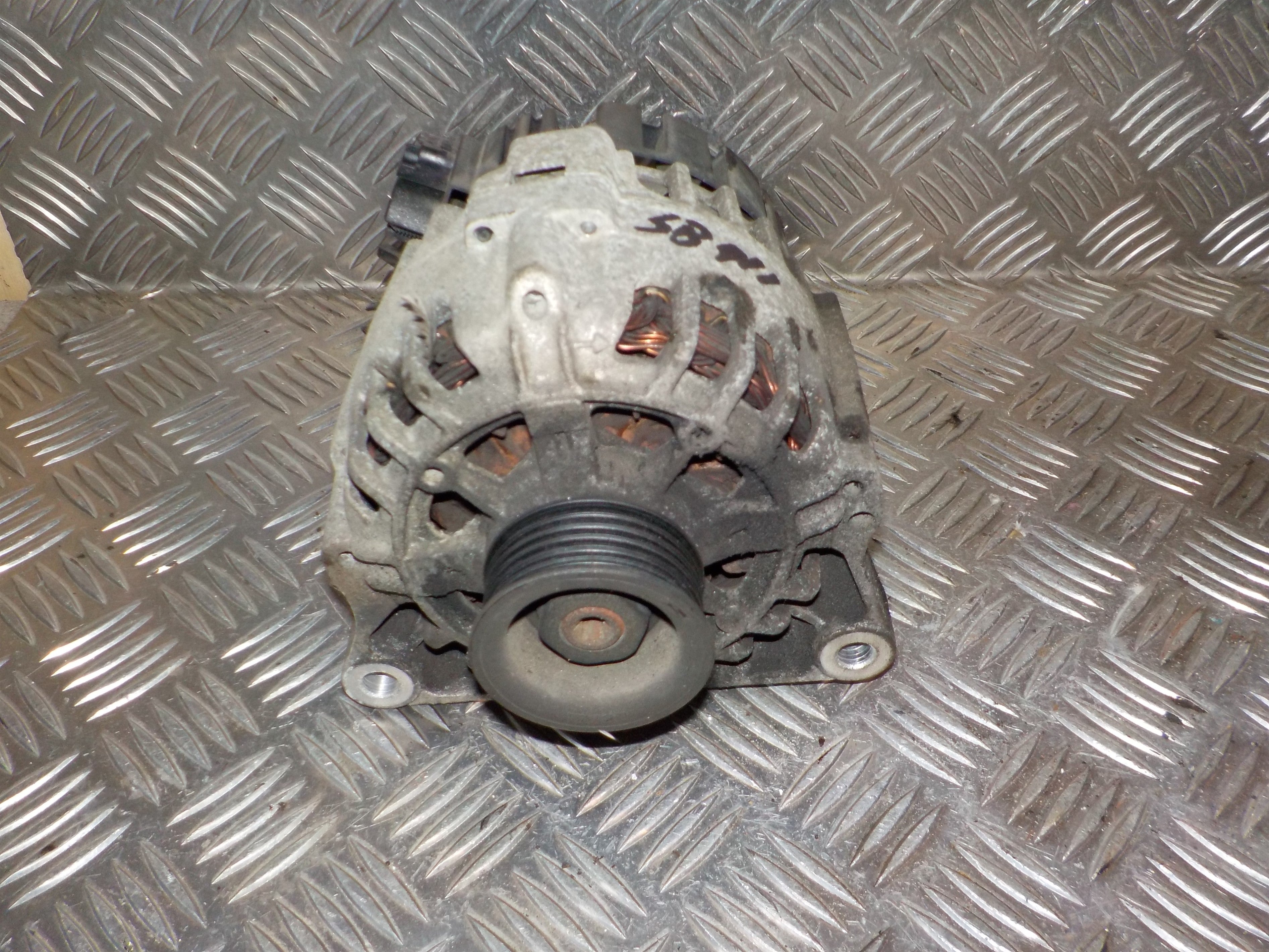 Citroen C5 Generator Med OEM Nr. A005TA6391 Fra Citroen Ophugger