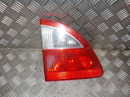 Ford Galaxy Baglygte Med OEM Nr. 7M5945093C Fra Ford Ophugger