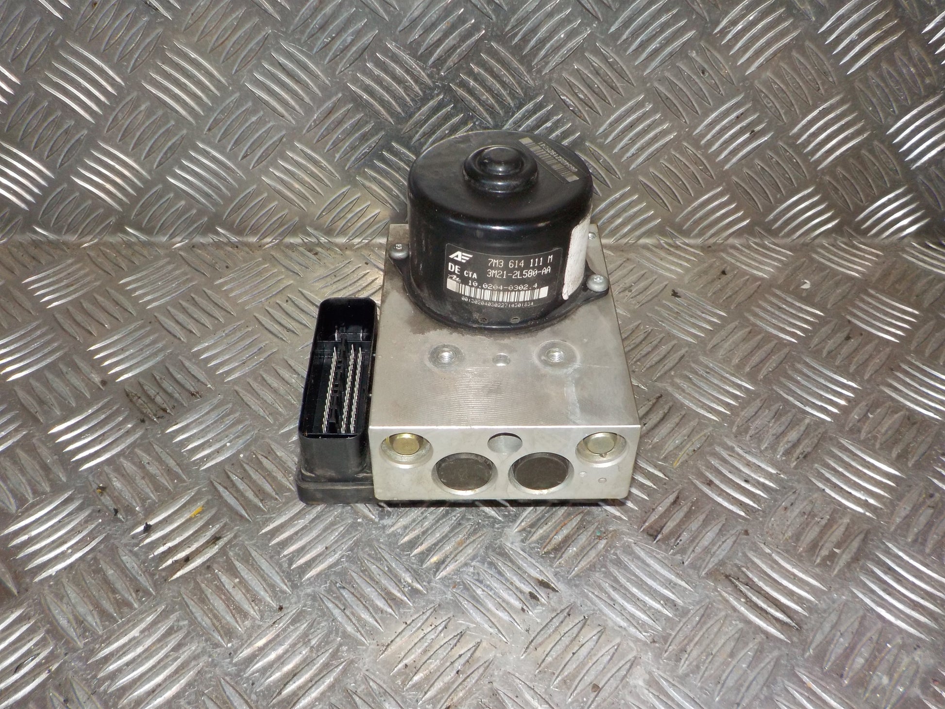 Ford Galaxy Abs Pumpe Med OEM Nr. 7M3614111M Fra Ford Ophugger