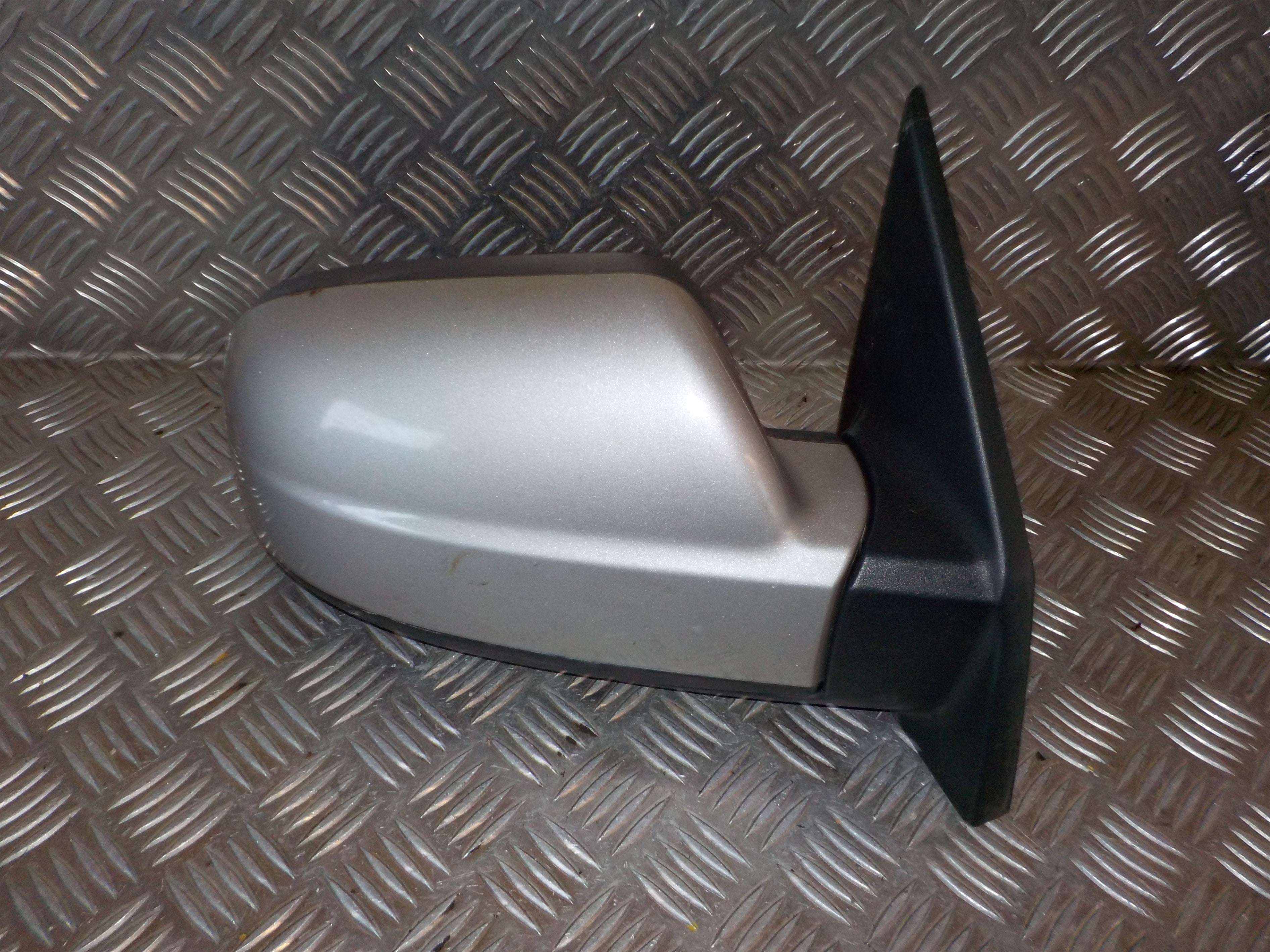 Hyundai Tucson Sidespejl Med OEM Nr. 876202E560 Fra Hyundai Ophugger