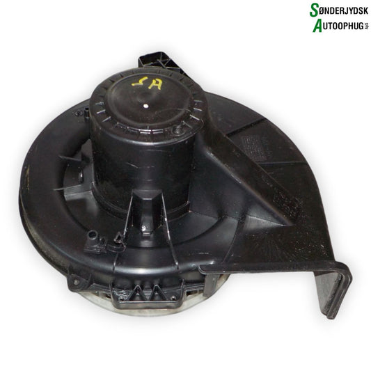 VW Polo 6R Varmeblæser Med OEM Nr. 6R1819015 Fra VW Ophugger