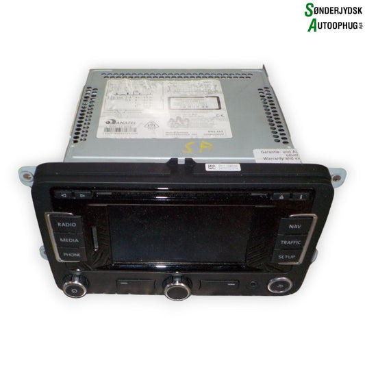 VW Polo 6R Radio M/Cd Med OEM Nr. 3C8035279E Fra VW Ophugger