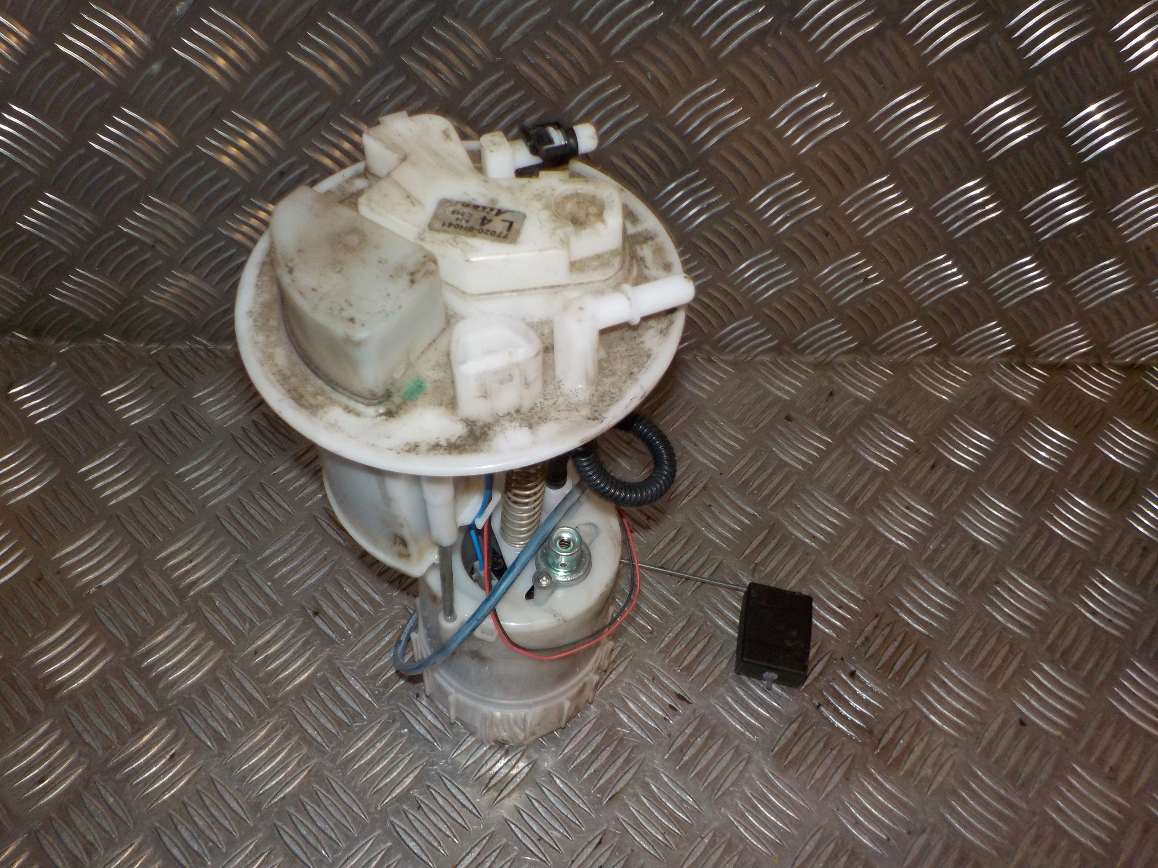 Citroen C1 Benz/Brændstofpumpe El Med OEM Nr. 1611846480 Fra Citroen Ophugger