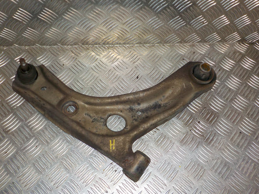 Citroen C1 Bærearm F.N. H Med OEM Nr. B000770180 Fra Citroen Ophugger