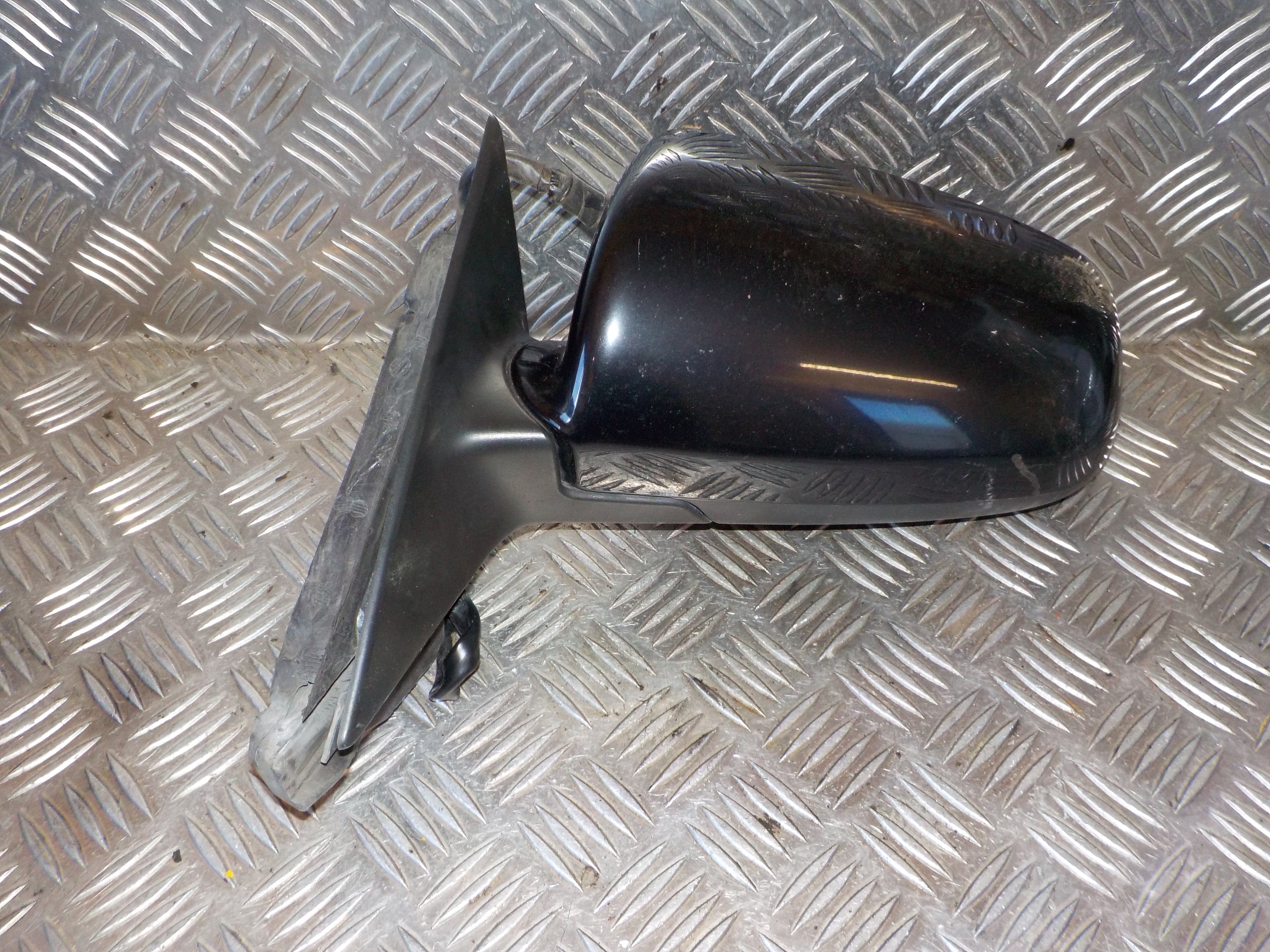 Audi A3 Sidespejl Med OEM Nr. 8P1858531G Fra Audi Ophugger