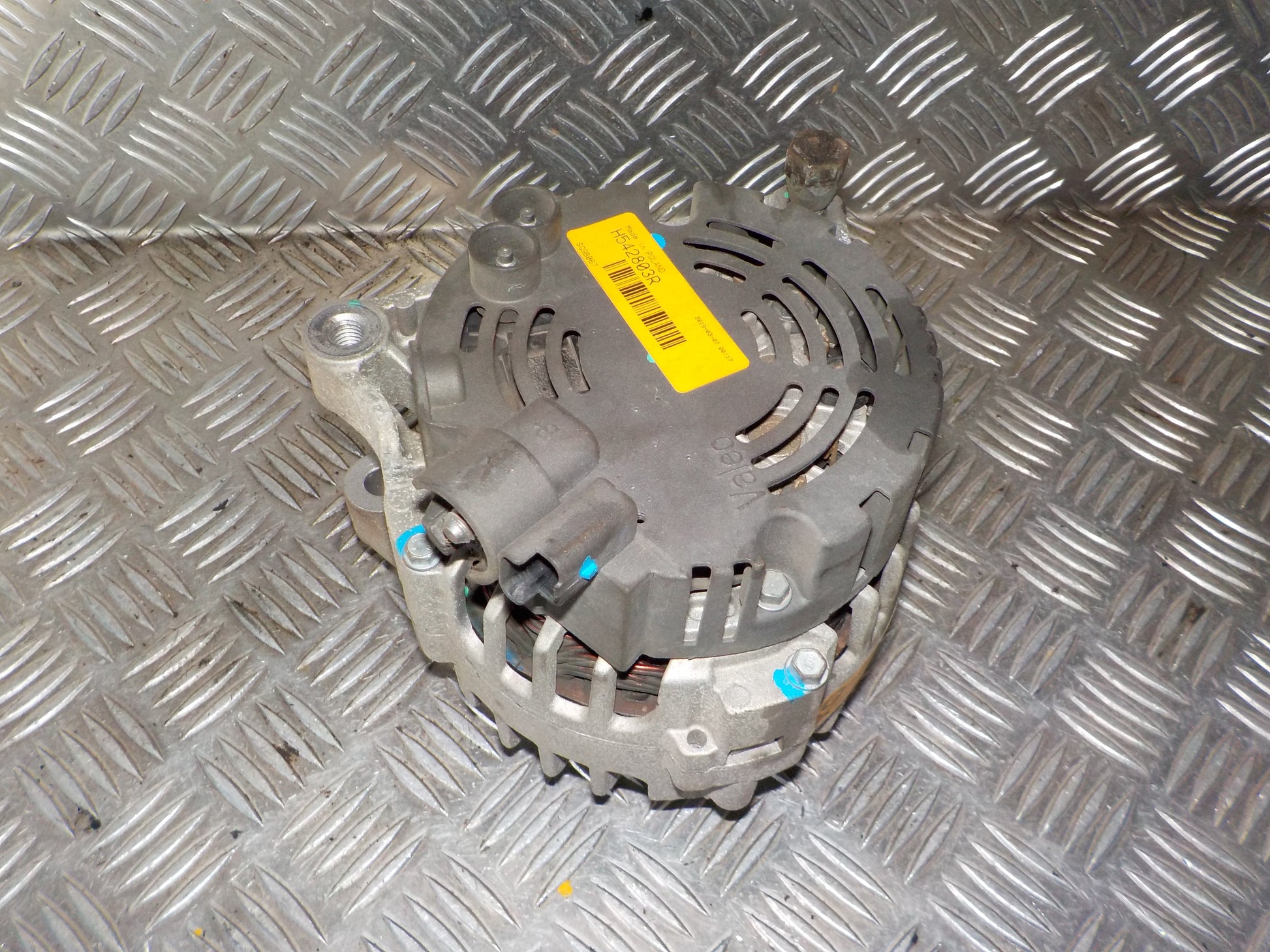 Peugeot 307 Generator Med OEM Nr. 5702C2 Fra Peugeot Ophugger