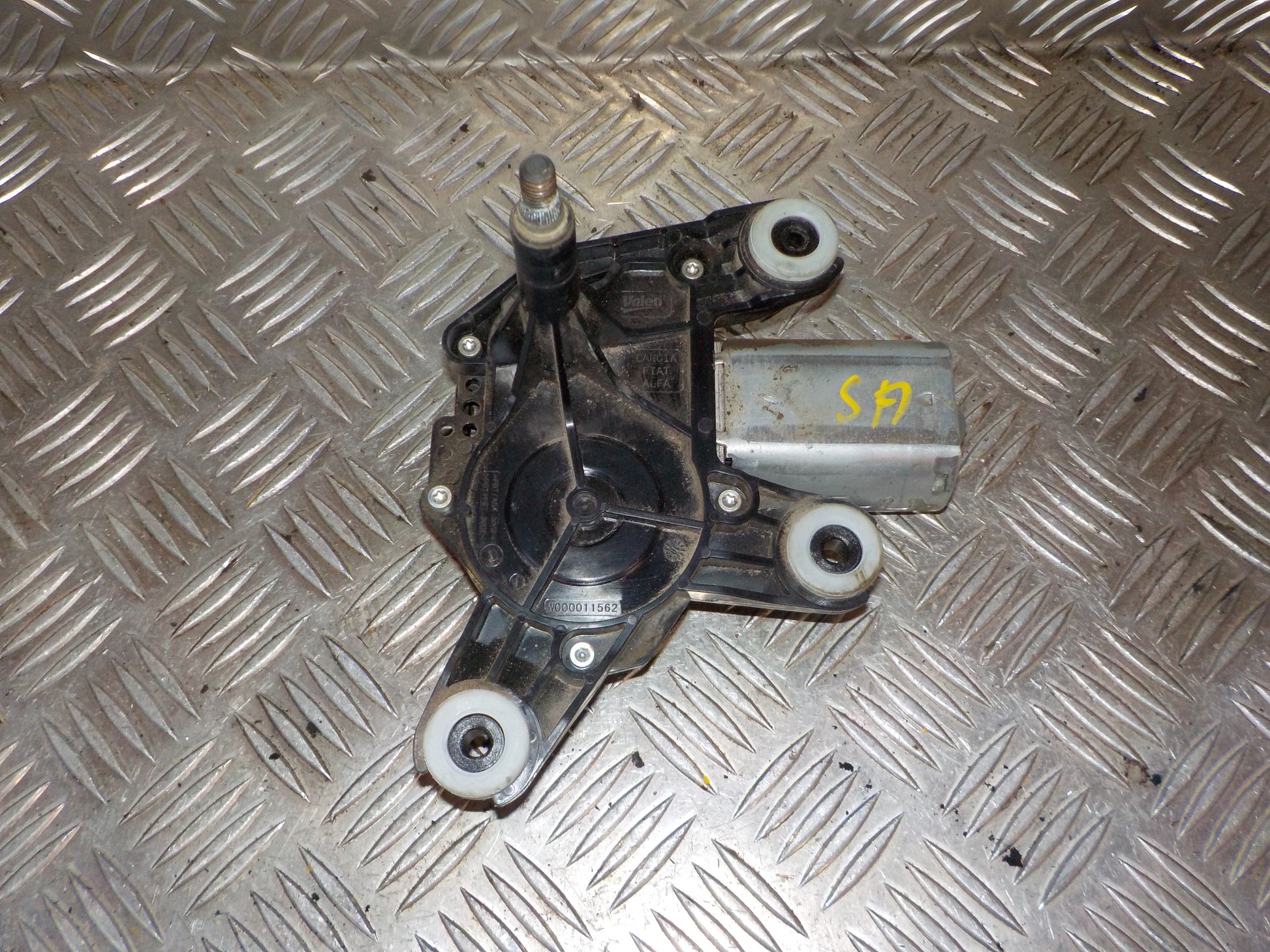 Fiat Doblo Bagrudevisker Motor Med OEM Nr. 51811480 Fra Fiat Ophugger