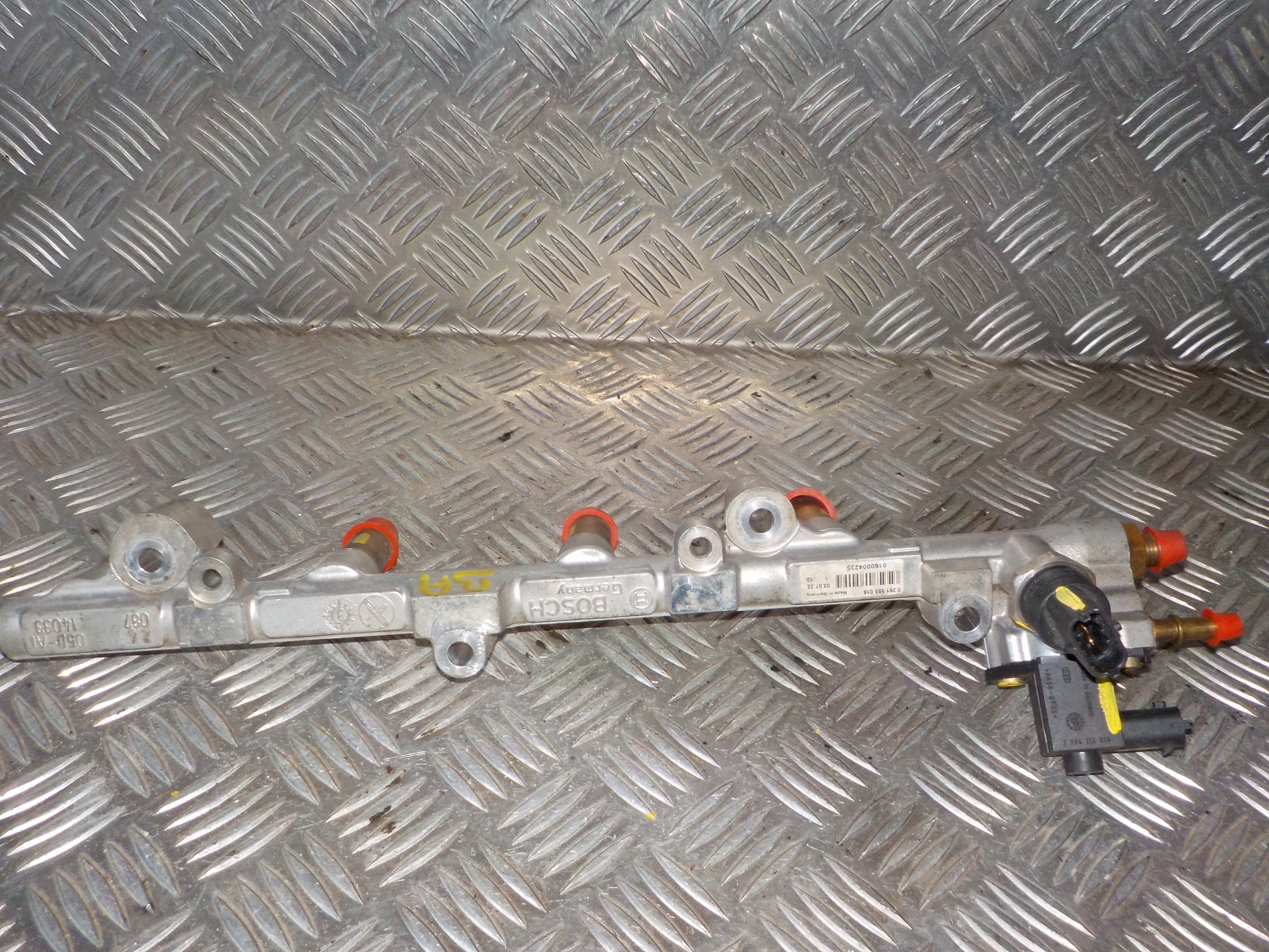 Alfa Romeo 156 Dyse Med OEM Nr. 0261555016 Fra Alfa Romeo Ophugger