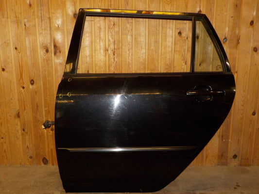 Toyota Corolla E12 Bagdør V Med OEM Nr. 6864012050 Fra Toyota Ophugger