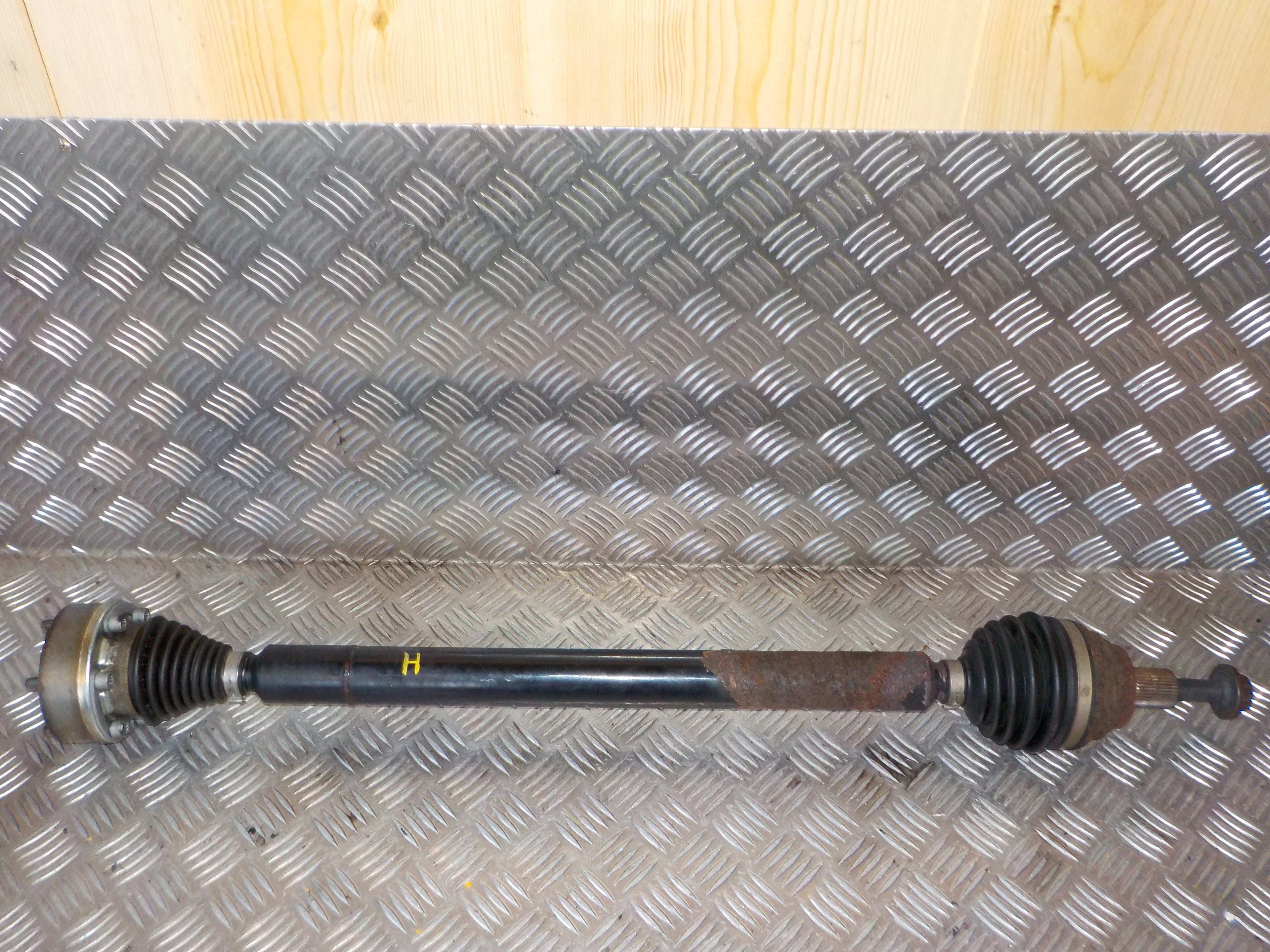 Seat Leon Trækaksel For H Med OEM Nr. 1K0407272NN Fra Seat Ophugger