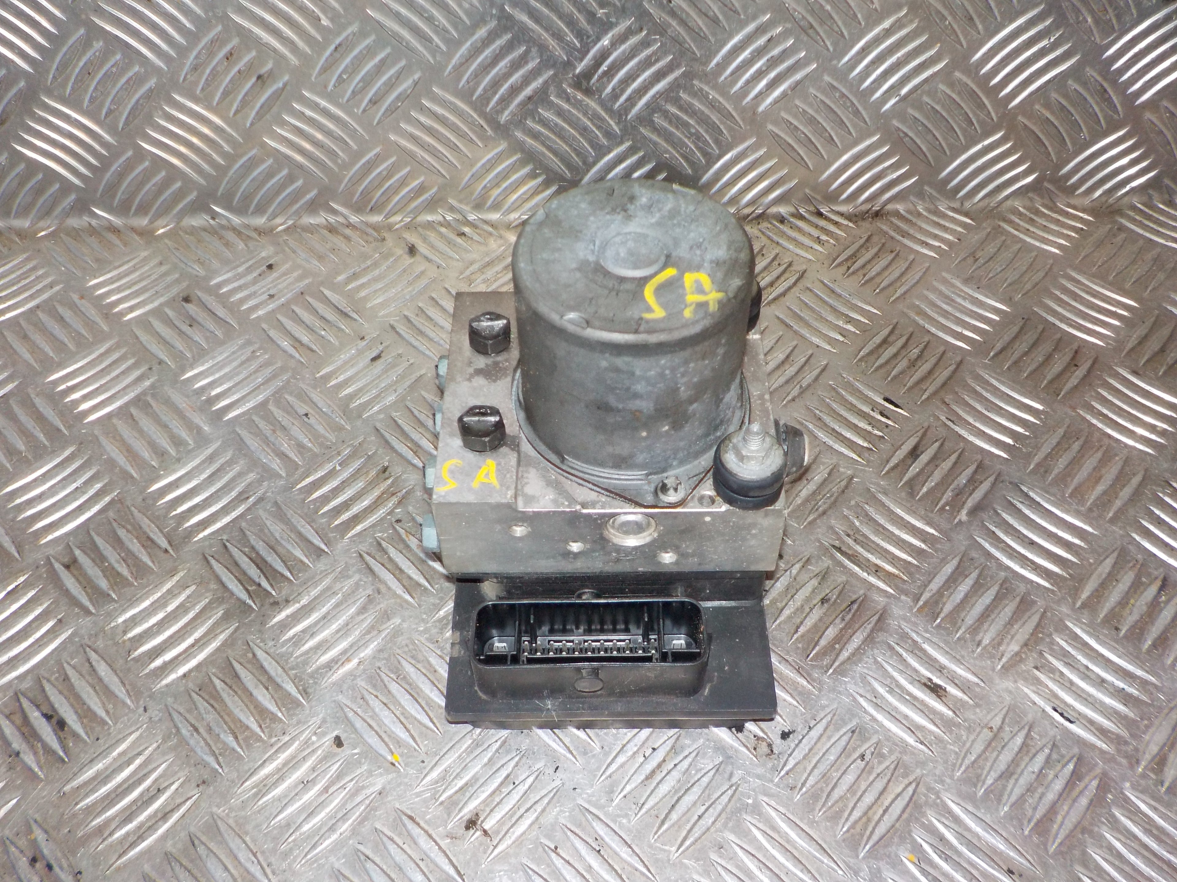 Audi A6 ABS Pumpe Med OEM Nr. 0265235103 Fra Audi Ophugger