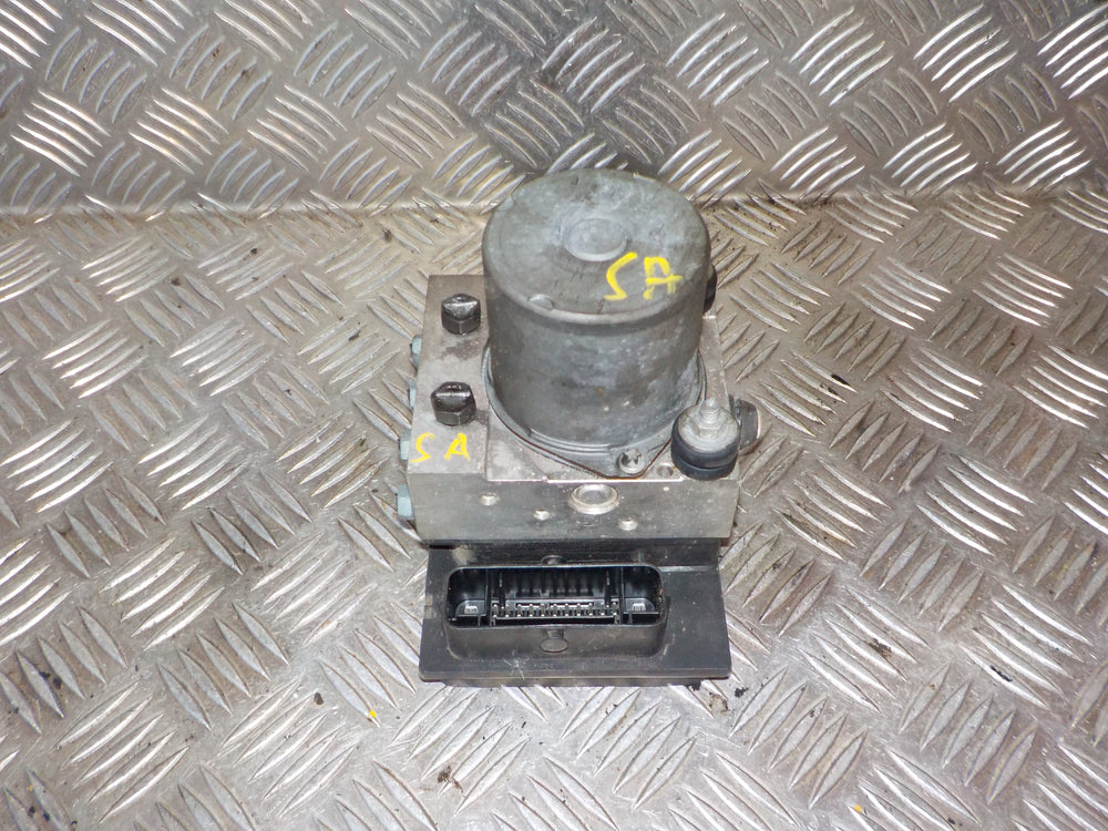 Audi A6 ABS Pumpe Med OEM Nr. 4F0614517AA Fra Audi Ophugger