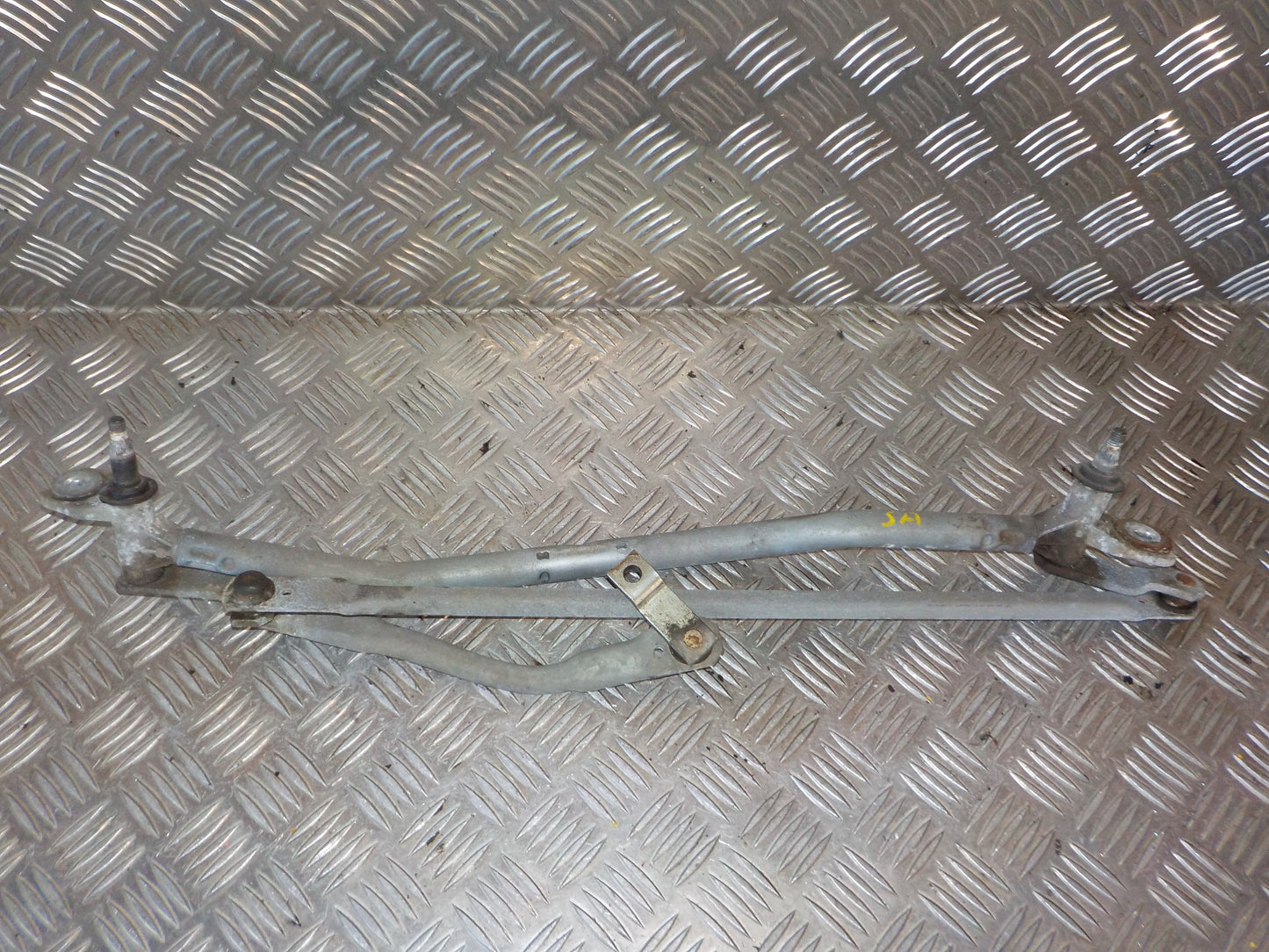 Audi A6 Viskertræk Med OEM Nr. 3397020928 Fra Audi Ophugger