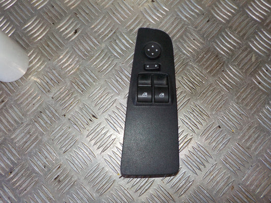 Fiat Punto Evo Kontakt Rudehejs Med OEM Nr. 15912C Fra Fiat Ophugger