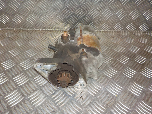 Toyota Corolla E12 Starter Med OEM Nr. 2810033080 Fra Toyota Ophugger