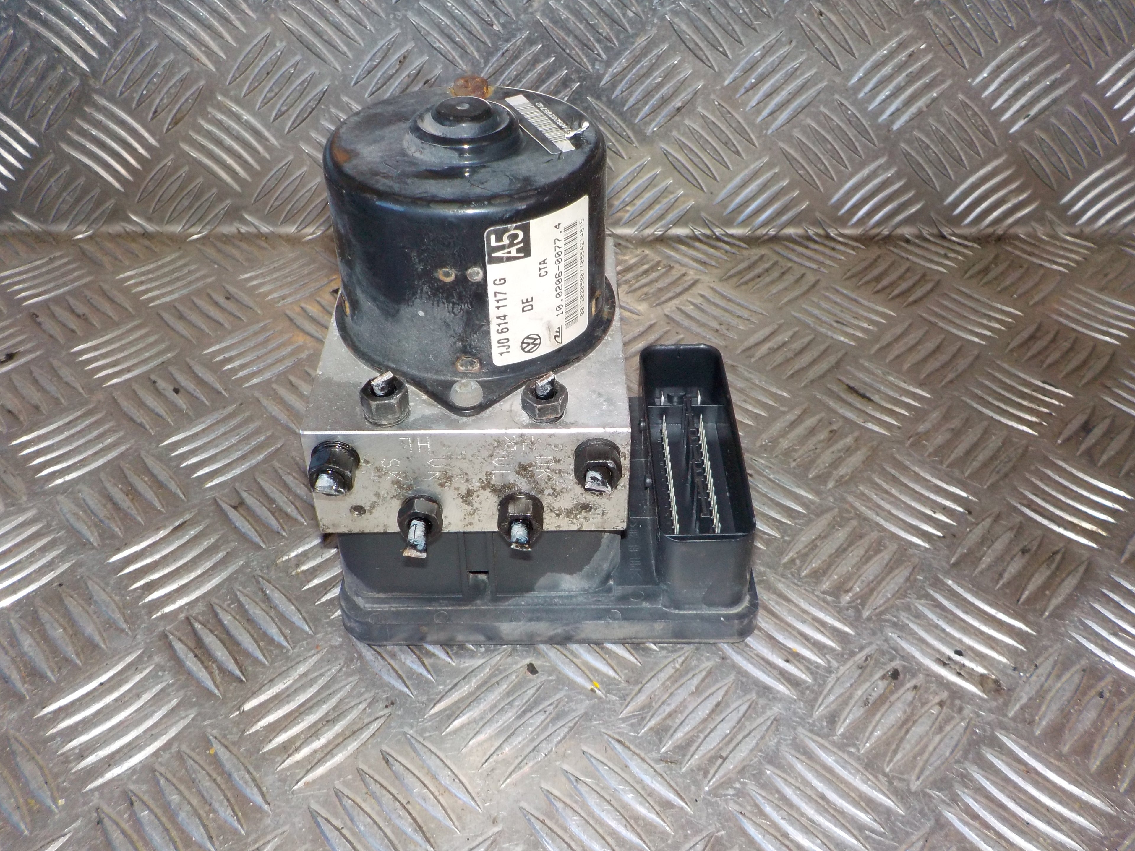 Seat Toledo ABS Pumpe Med OEM Nr. 1J0614117G Fra Seat Ophugger