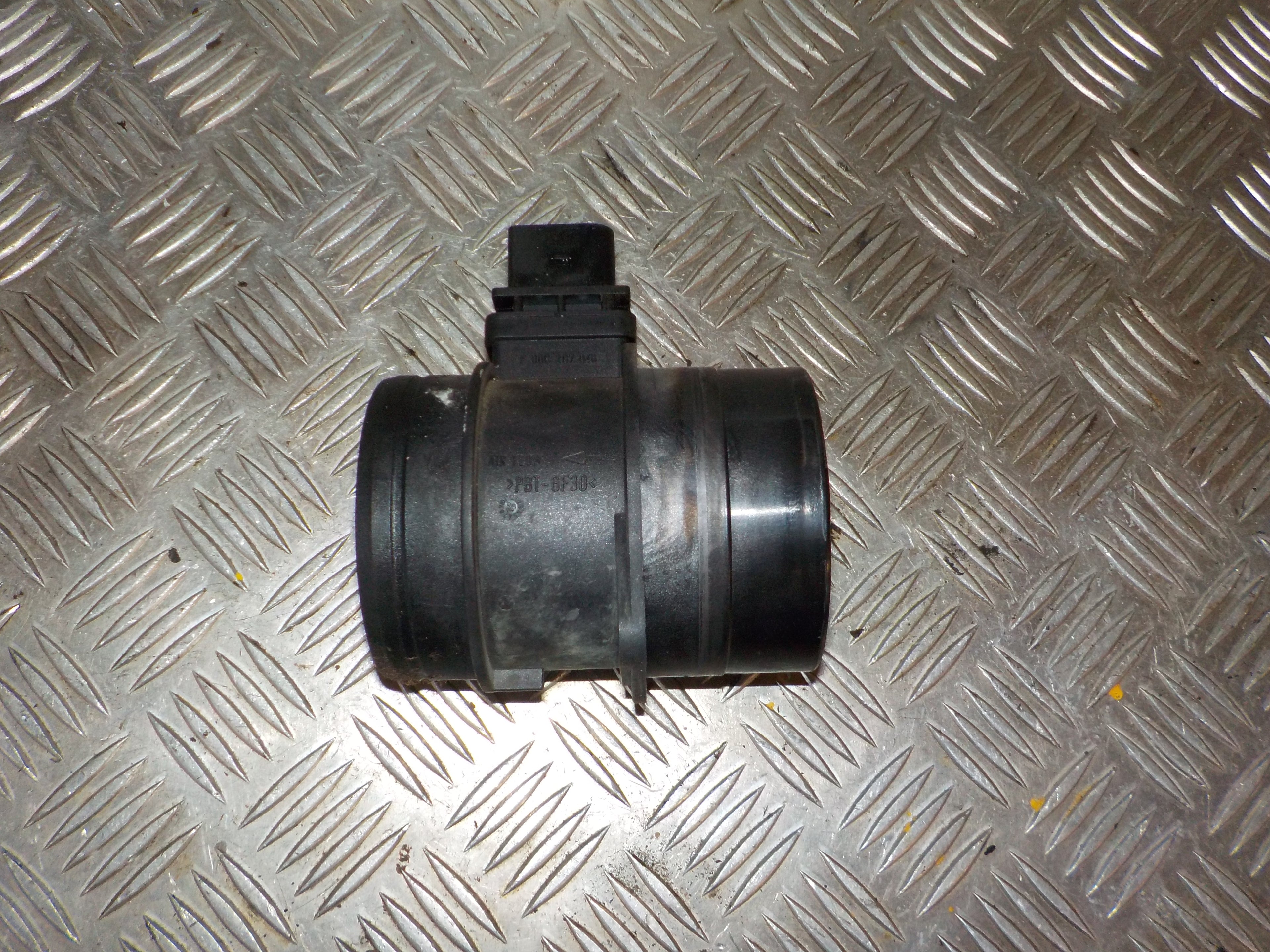 VW Golf 6 1K Luftmængdemåler Med OEM Nr. 0281002735 Fra VW Ophugger