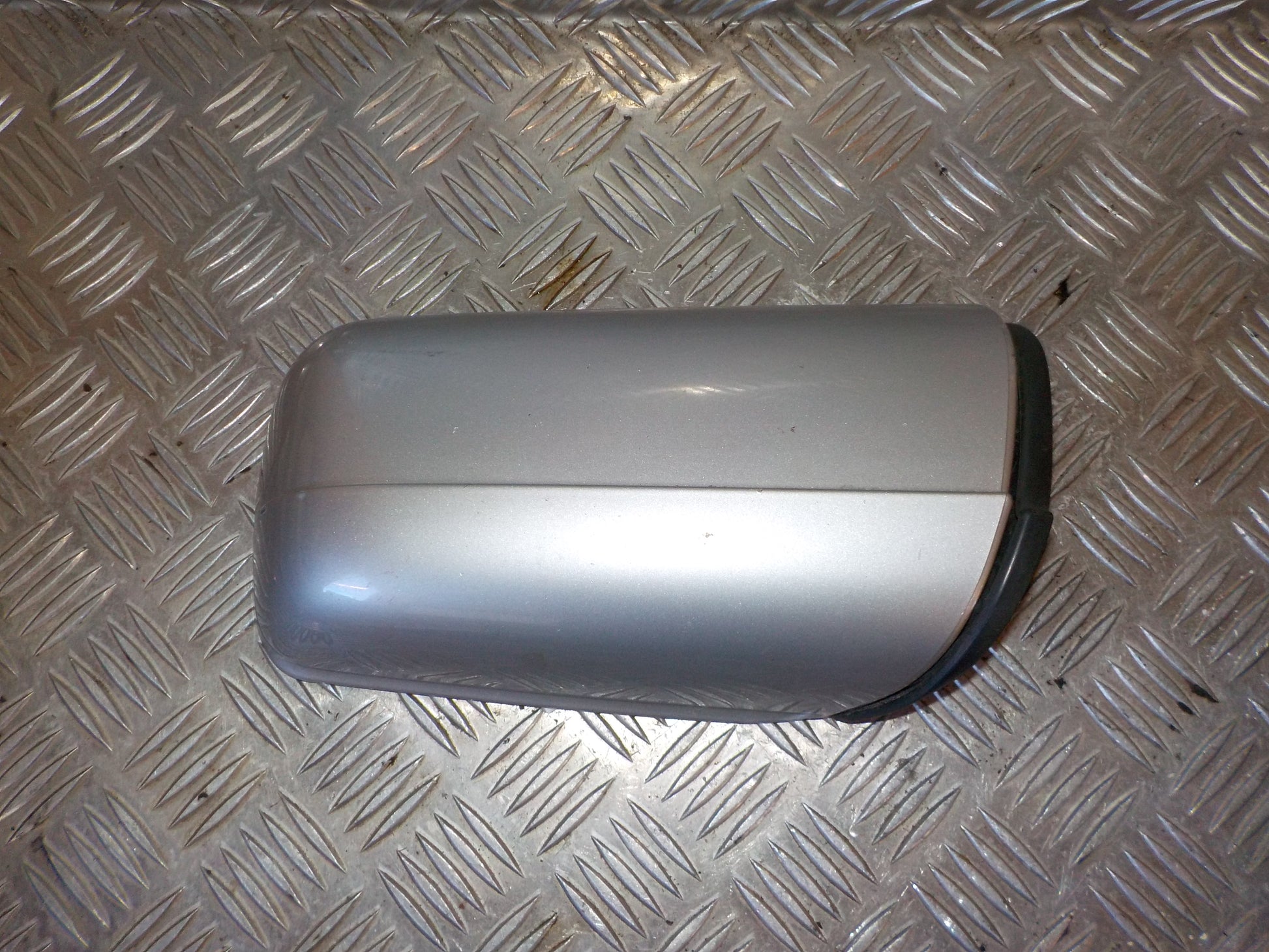 Mercedes E W210 Sidespejl Med OEM Nr. 2028100416 Fra Mercedes Ophugger