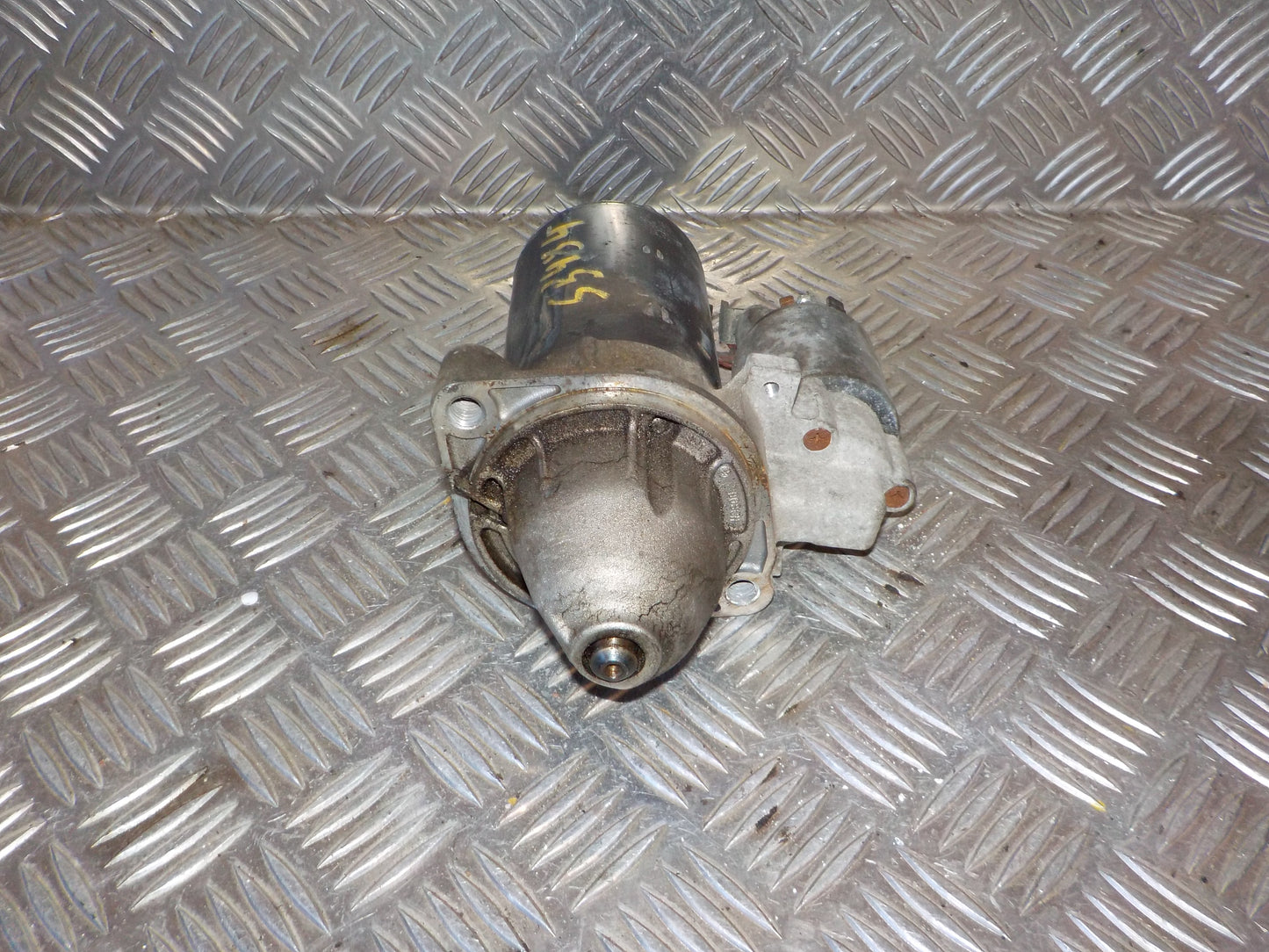 Mercedes E W210 Starter Med OEM Nr. 0001107037 Fra Mercedes Ophugger