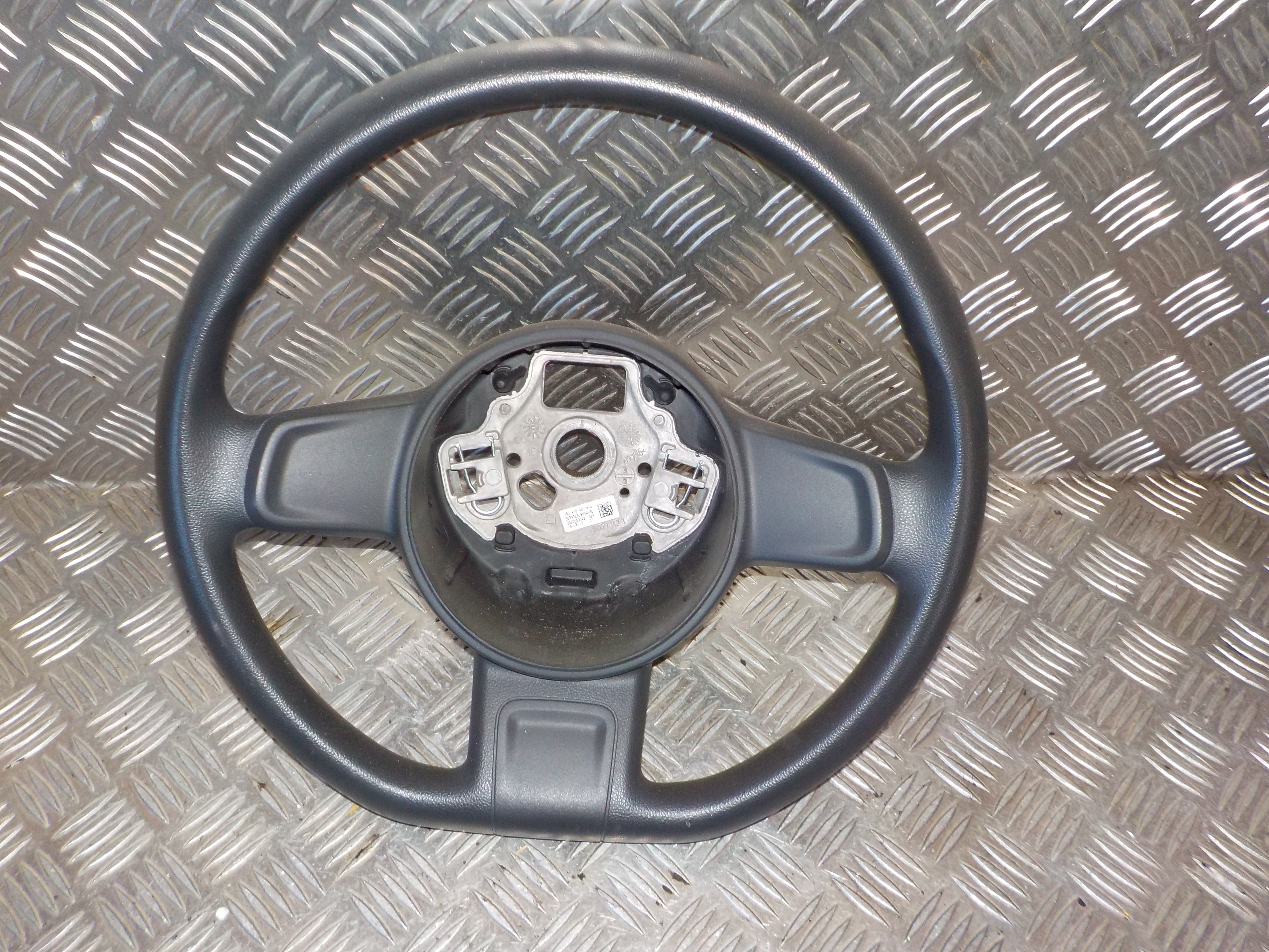 VW Up Rat Med OEM Nr. 1S0419091 Fra VW Ophugger