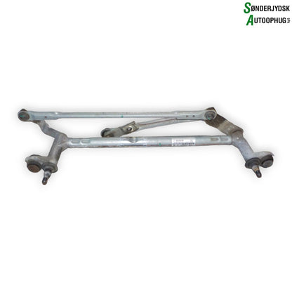 VW UP Viskertræk Med OEM Nr. 1S1955023D Fra VW Ophugger